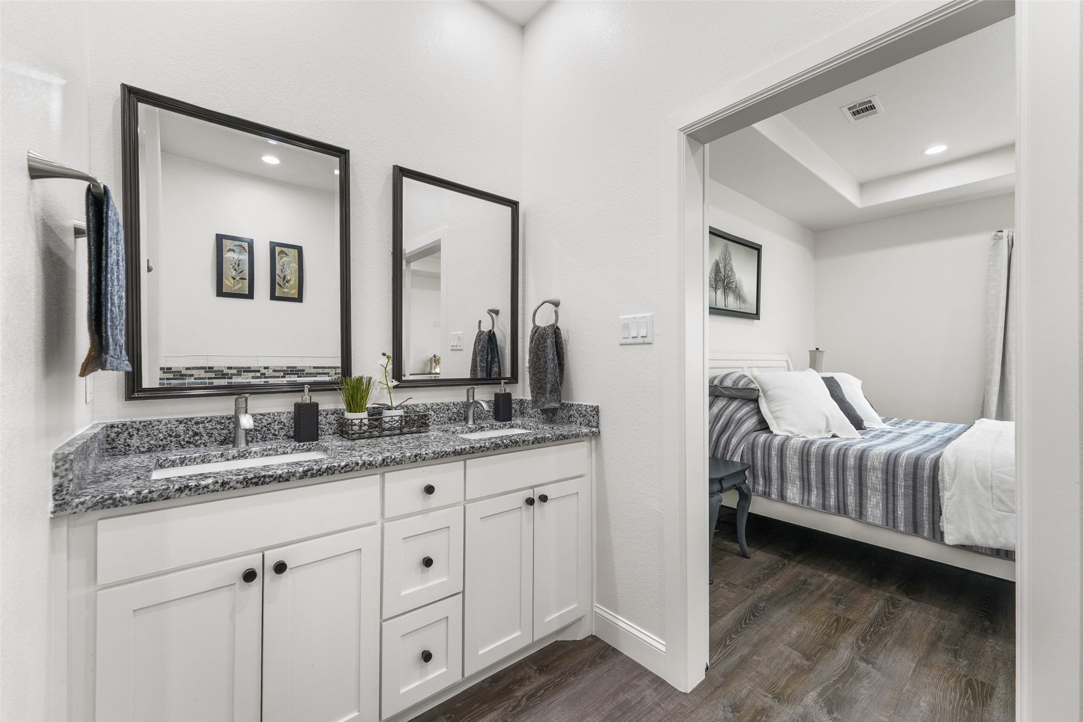 1705 Prestwick Lane Ennis TX 75119