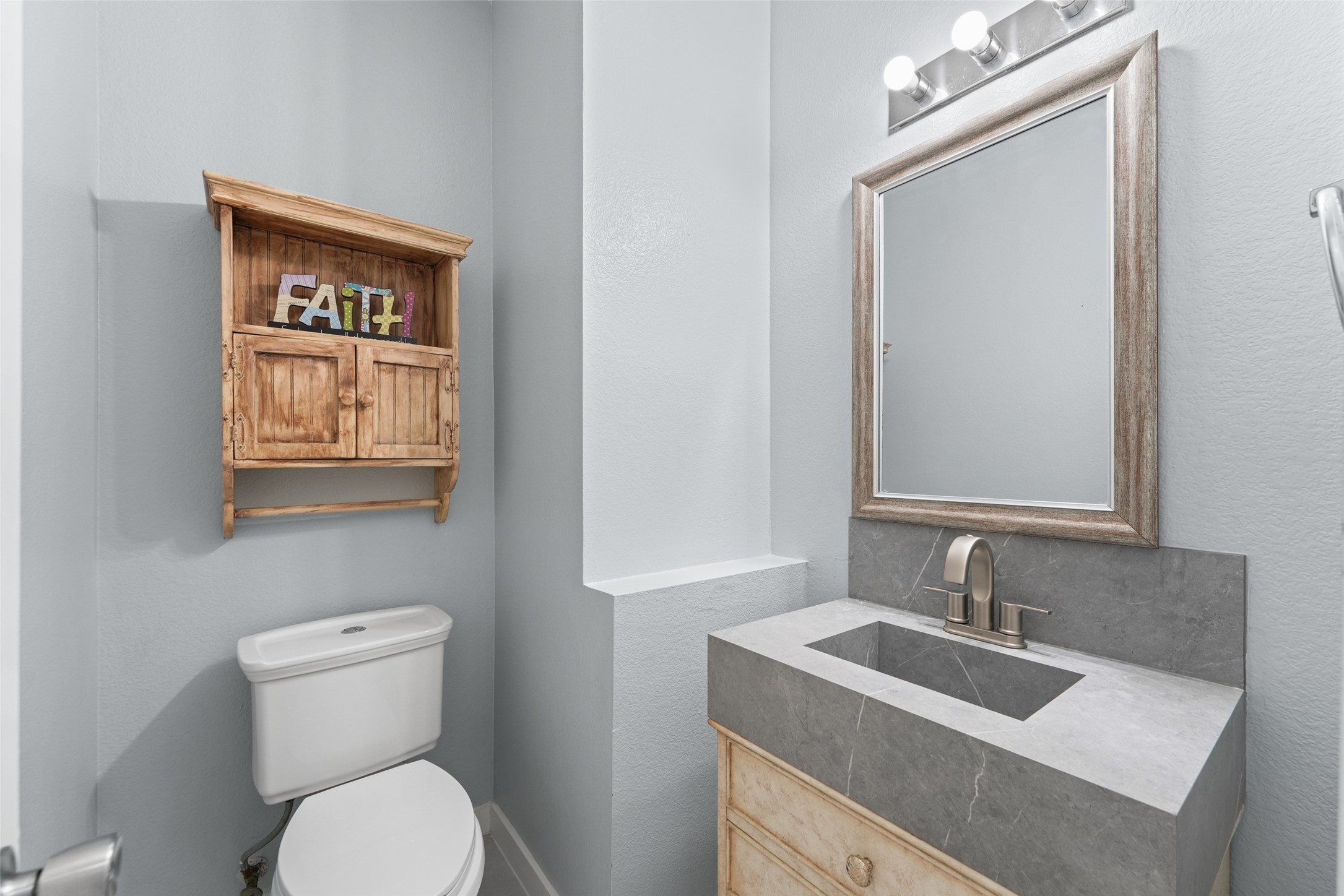 207 Deerpath Road Hickory Creek TX 75065