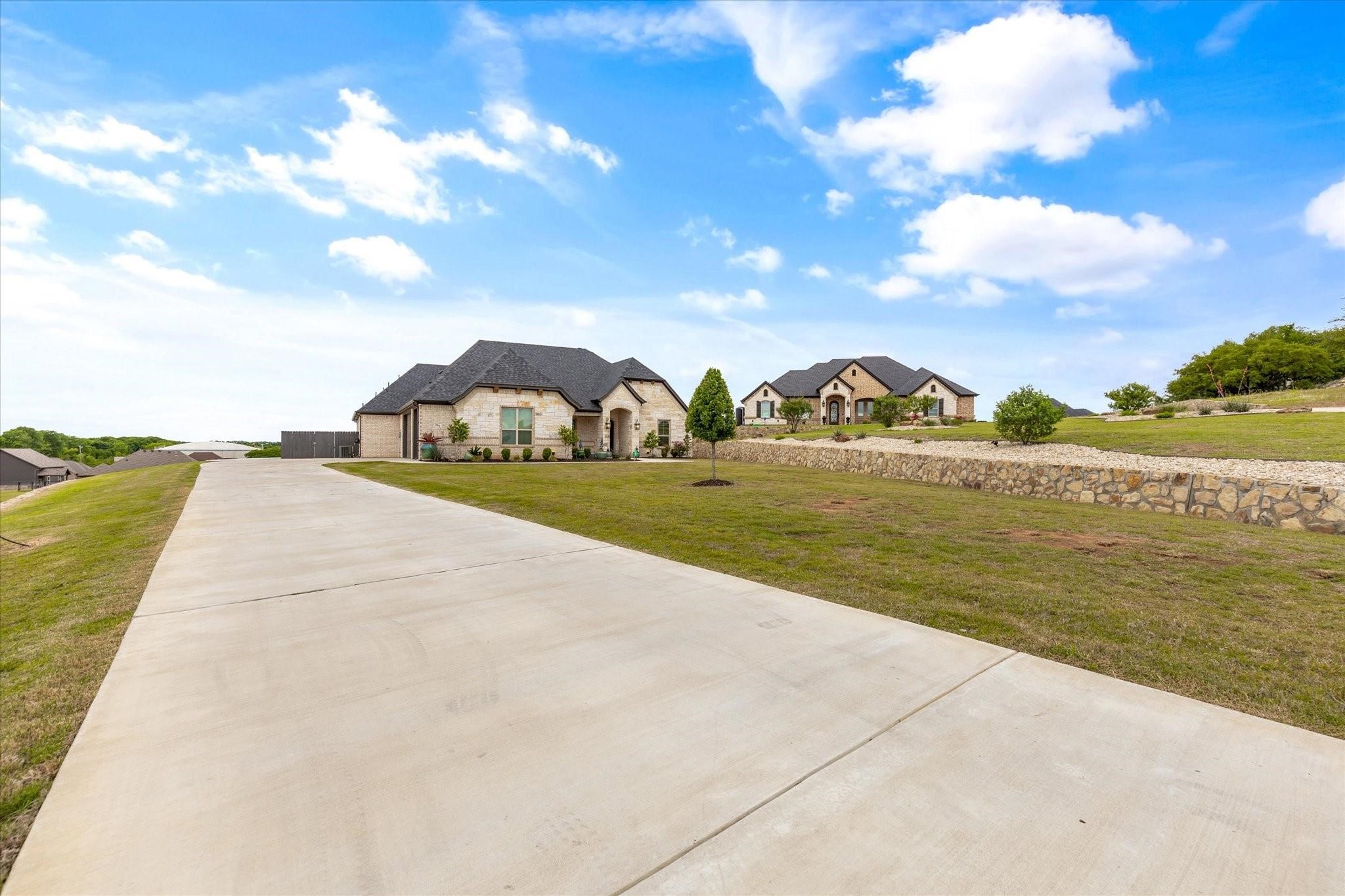 716 Coastal Meadows Court Granbury TX 76049