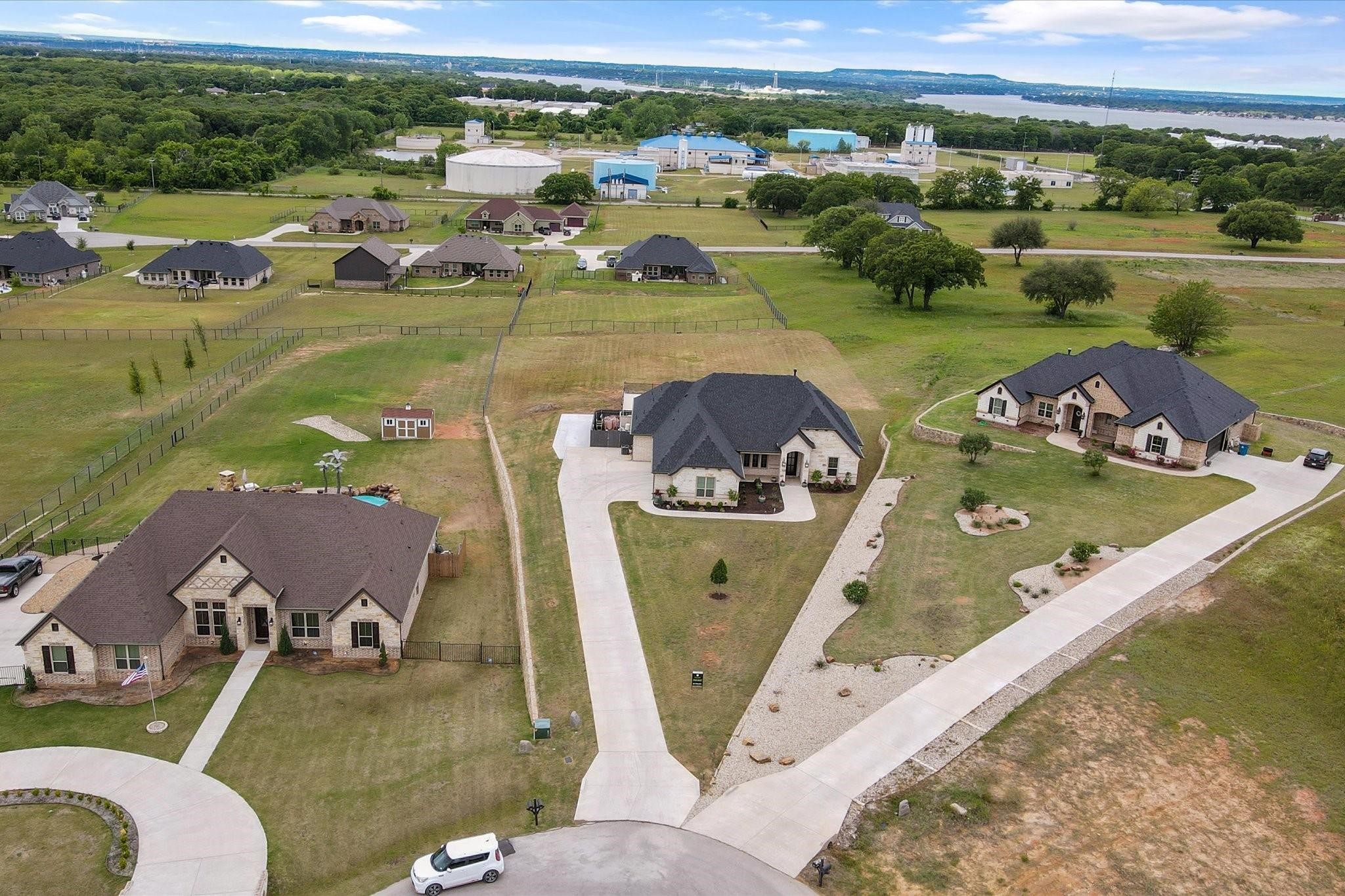 716 Coastal Meadows Court Granbury TX 76049