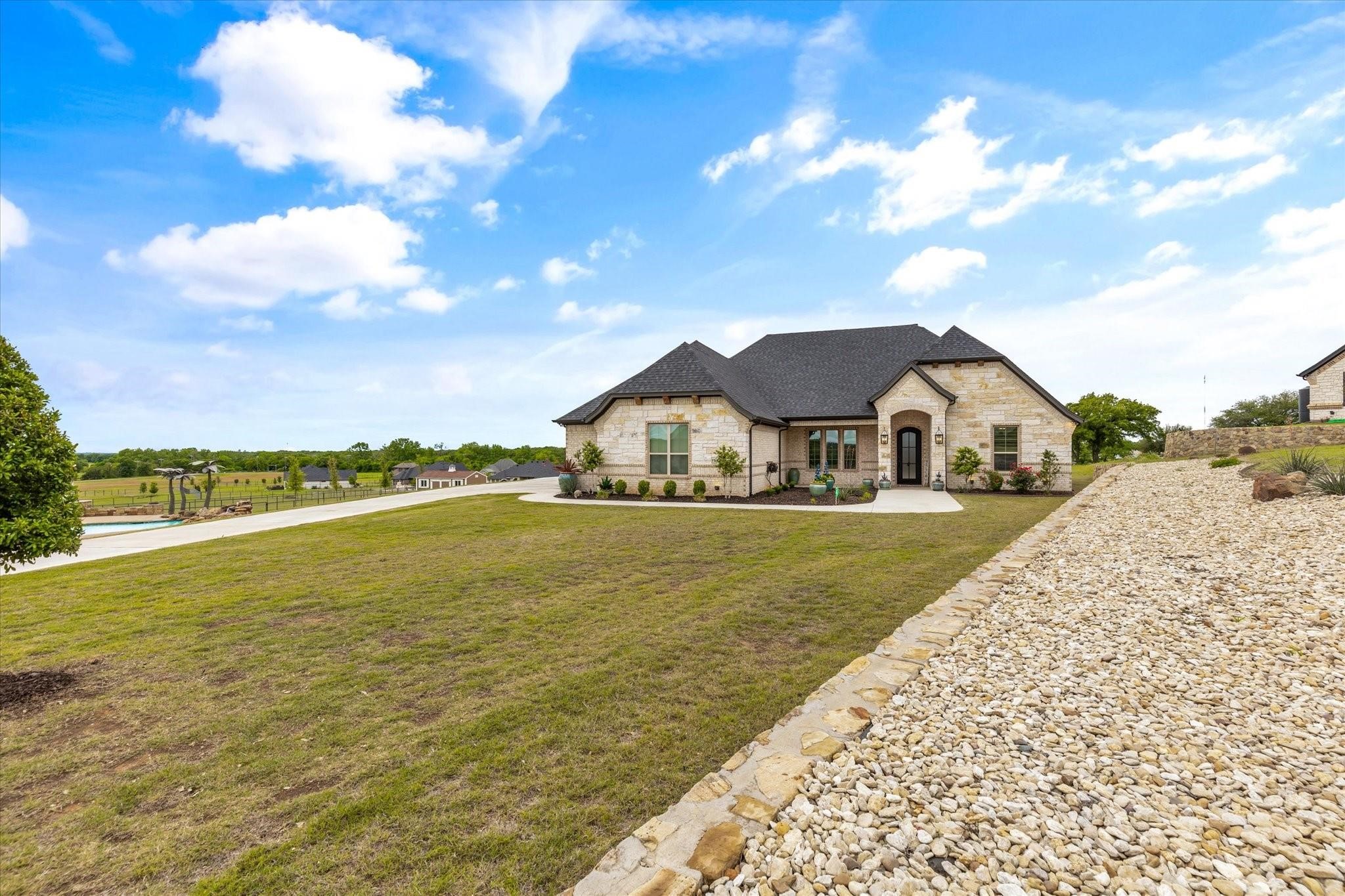 716 Coastal Meadows Court Granbury TX 76049