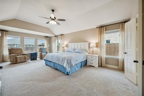 203 Oakcrest Drive Justin TX 76247