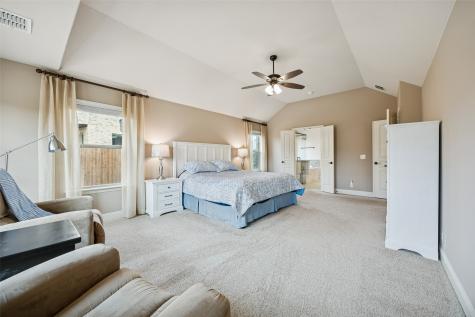 203 Oakcrest Drive Justin TX 76247
