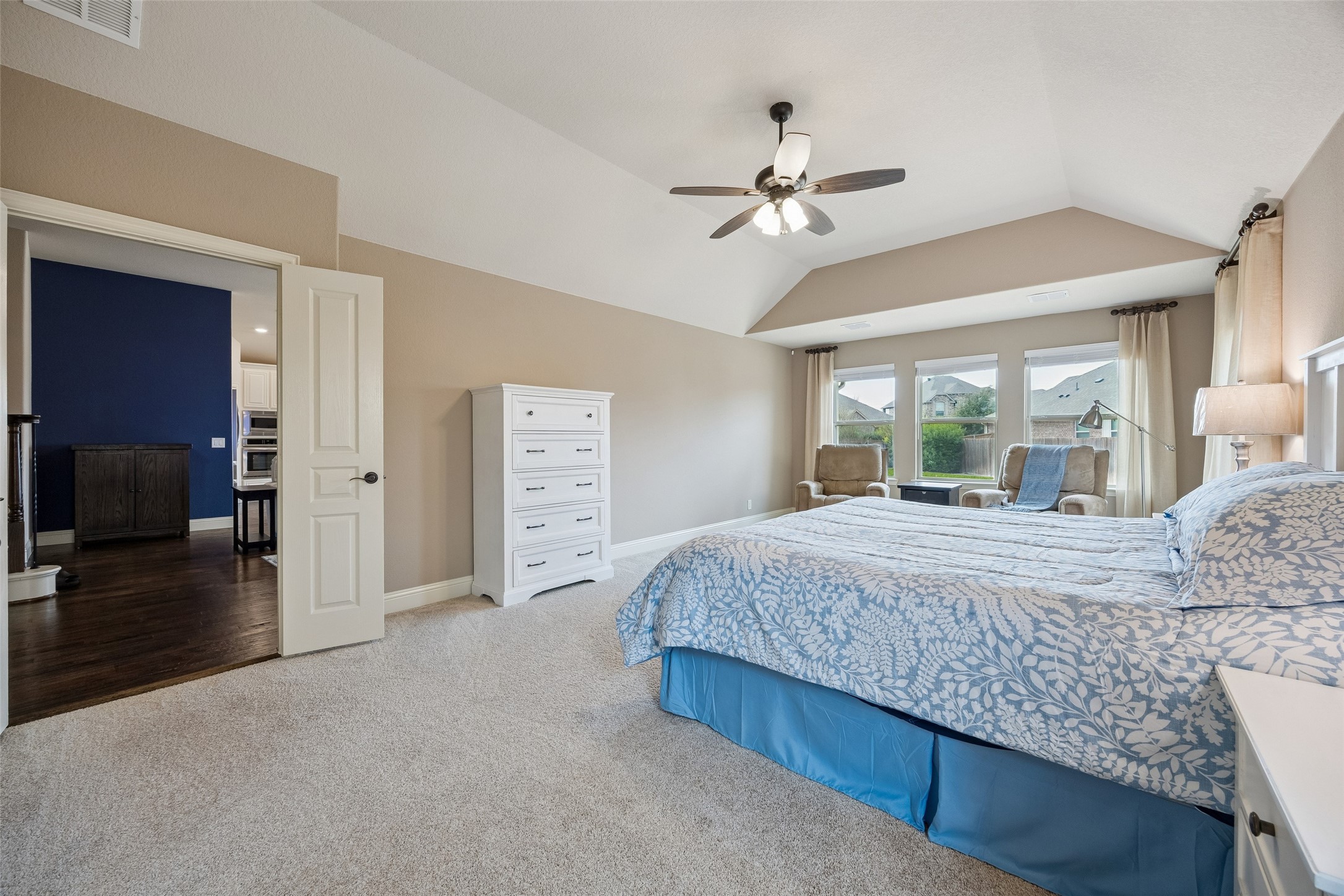203 Oakcrest Drive Justin TX 76247