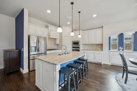 203 Oakcrest Drive Justin TX 76247