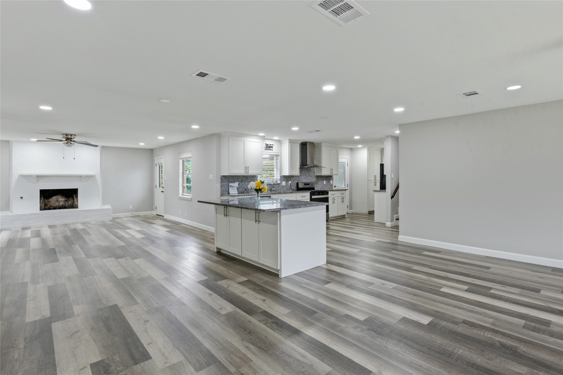 1732 Sheffield Place Fort Worth TX 76112