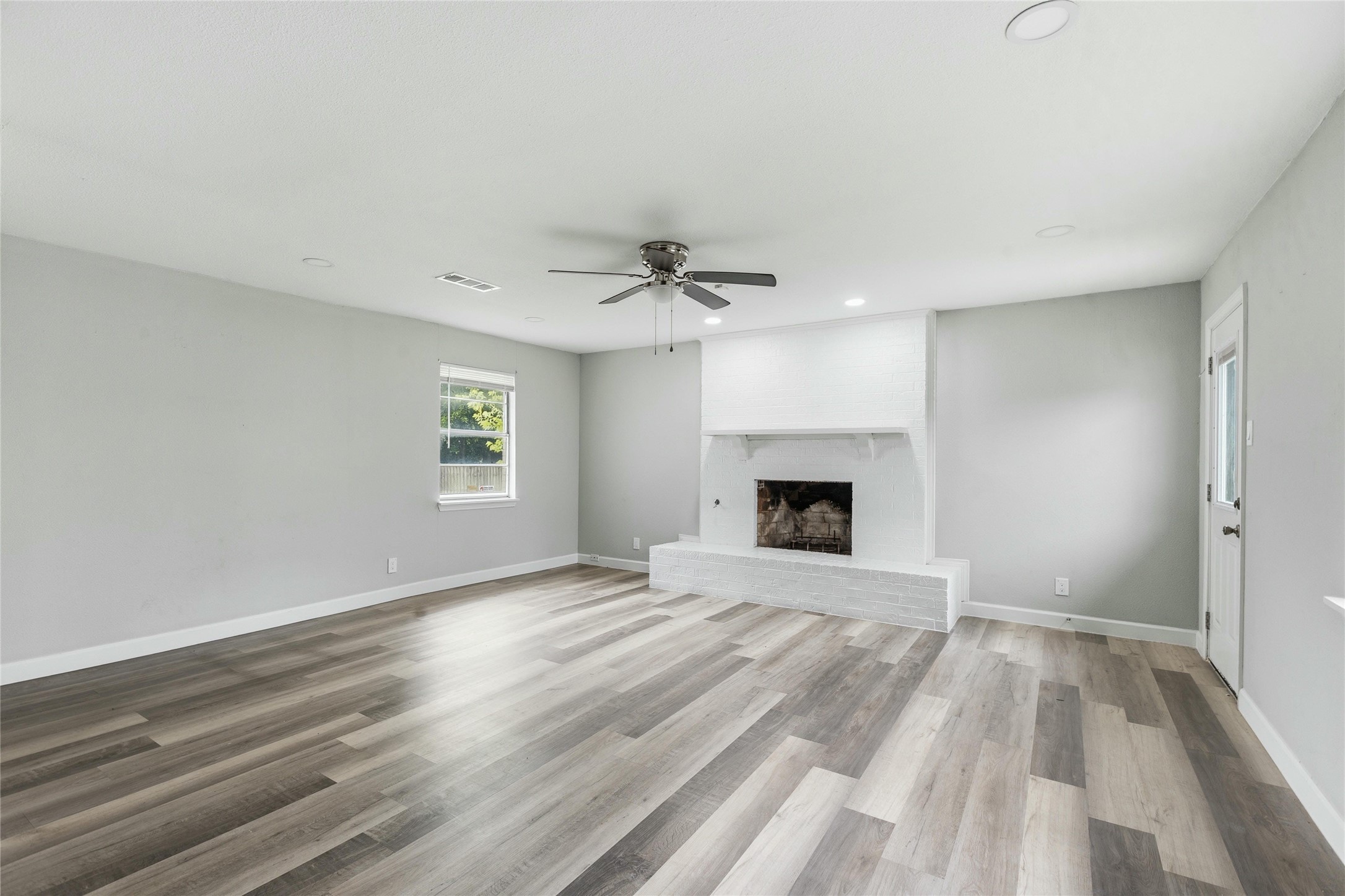 1732 Sheffield Place Fort Worth TX 76112