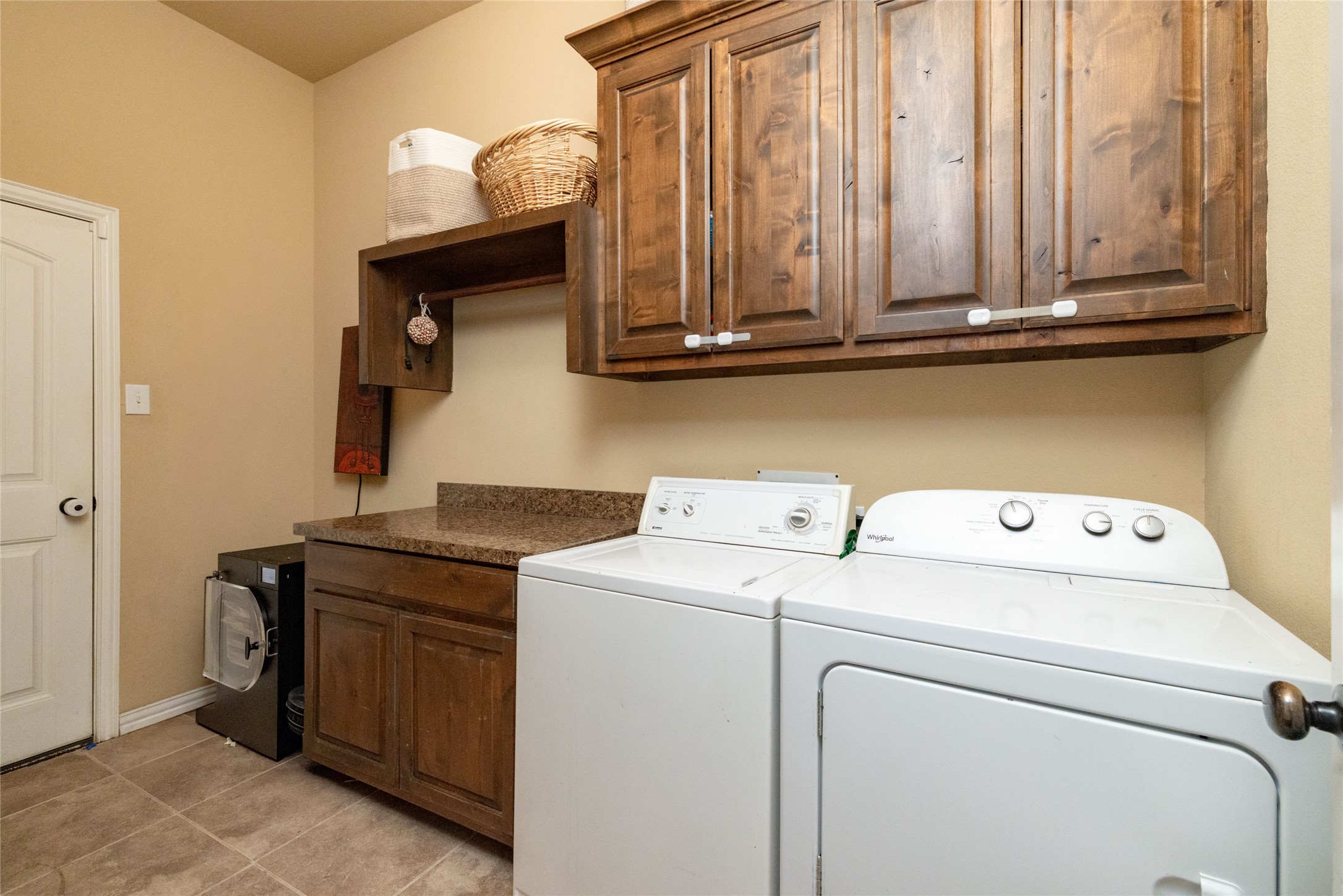10517 N Haven Drive Benbrook TX 76126