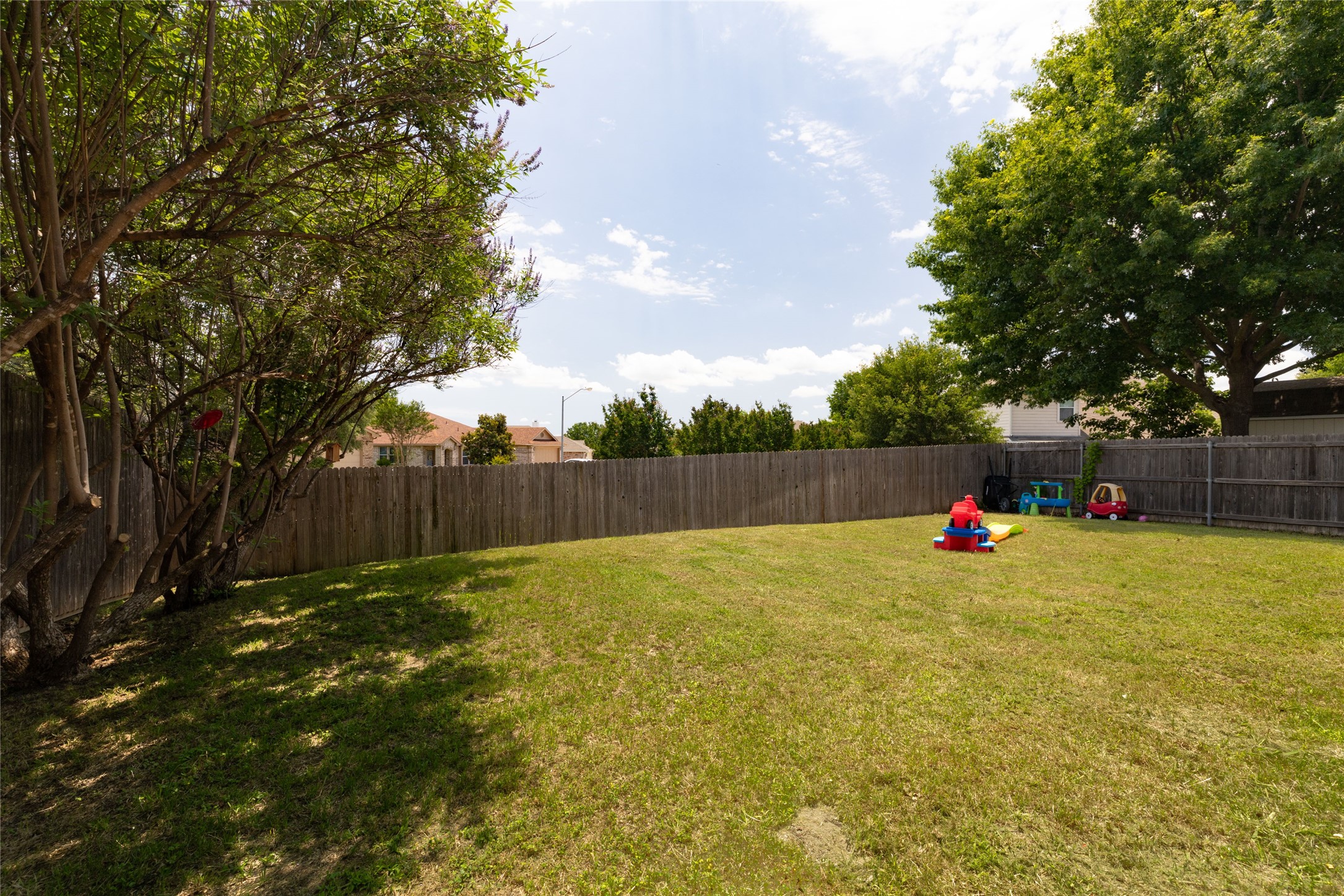 10517 N Haven Drive Benbrook TX 76126