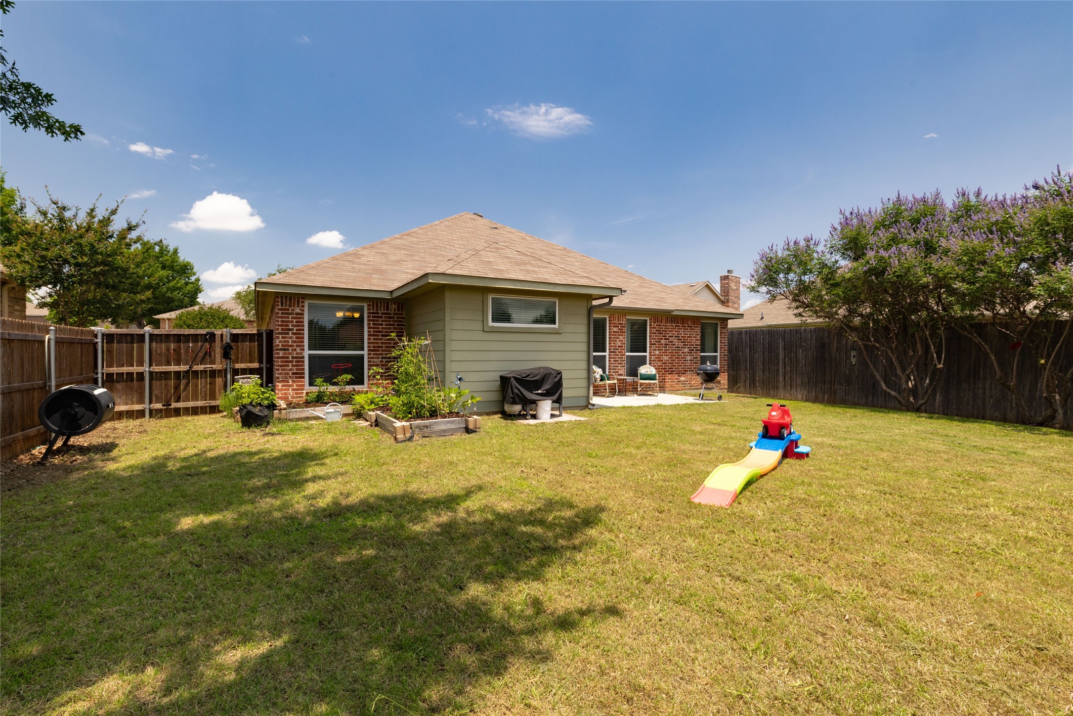 10517 N Haven Drive Benbrook TX 76126
