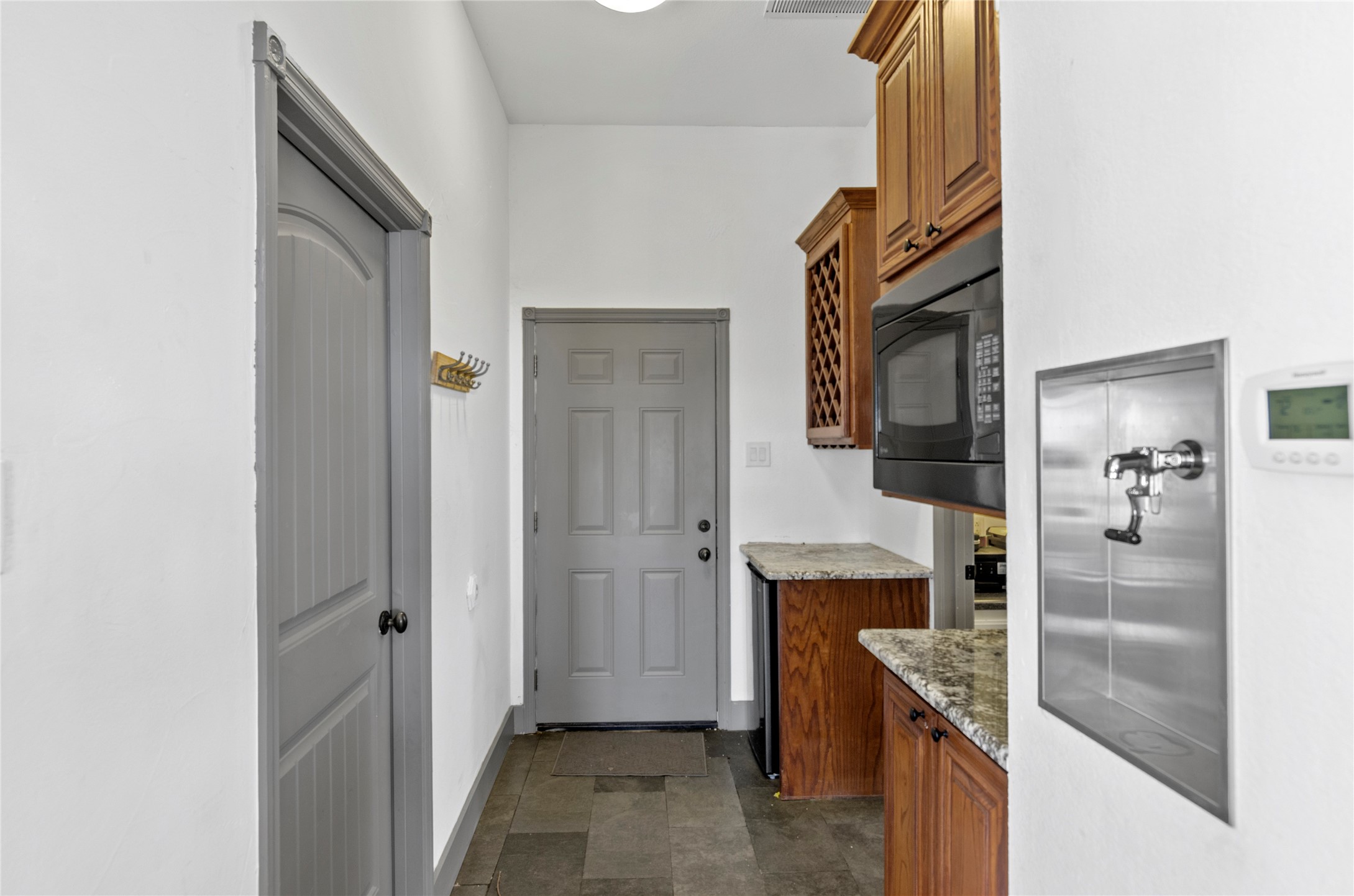 396 Ranchview Court Bowie TX 76230