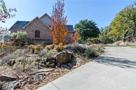 396 Ranchview Court Bowie TX 76230