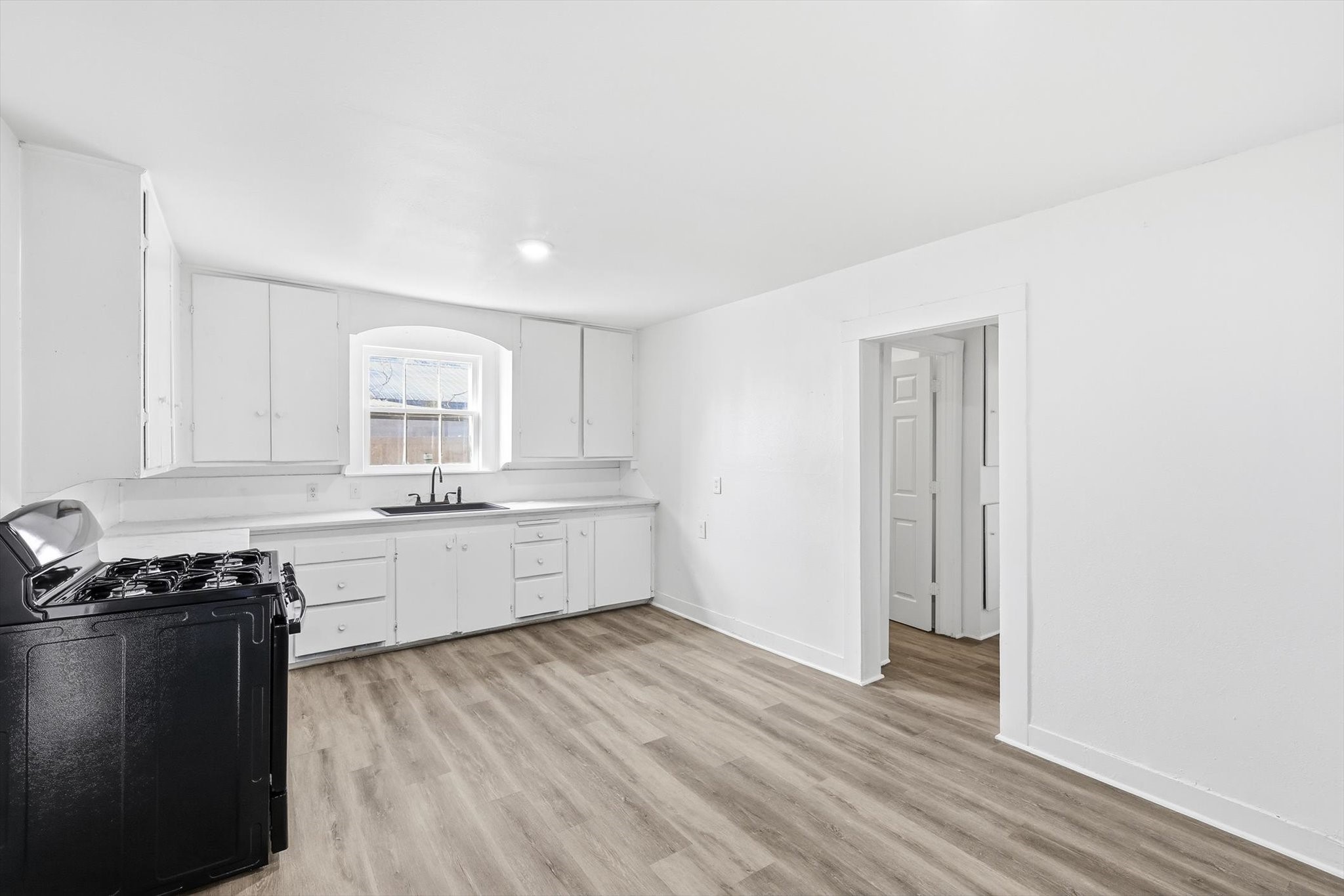 803 E 14th Street Bonham TX 75418