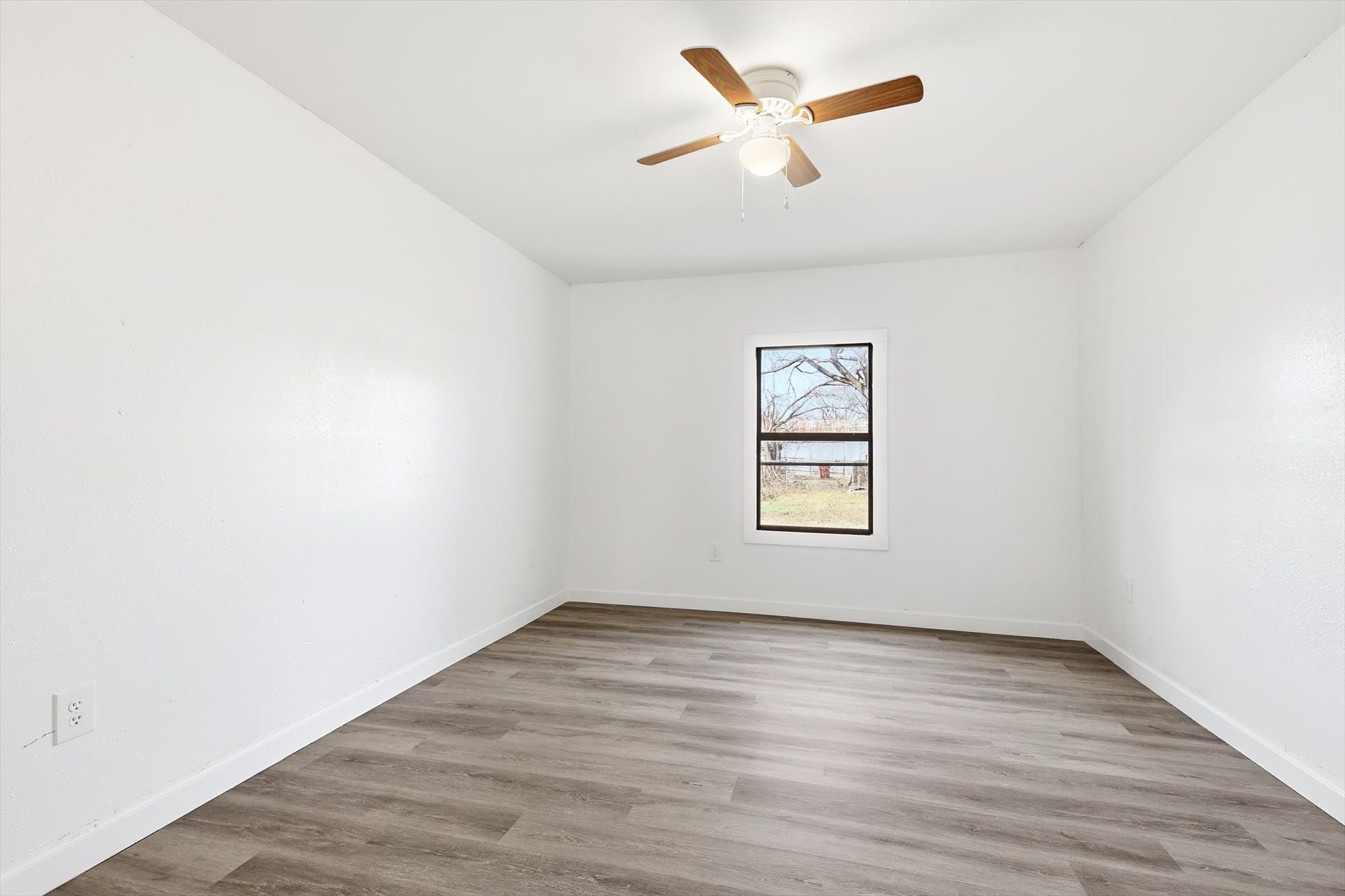 803 E 14th Street Bonham TX 75418