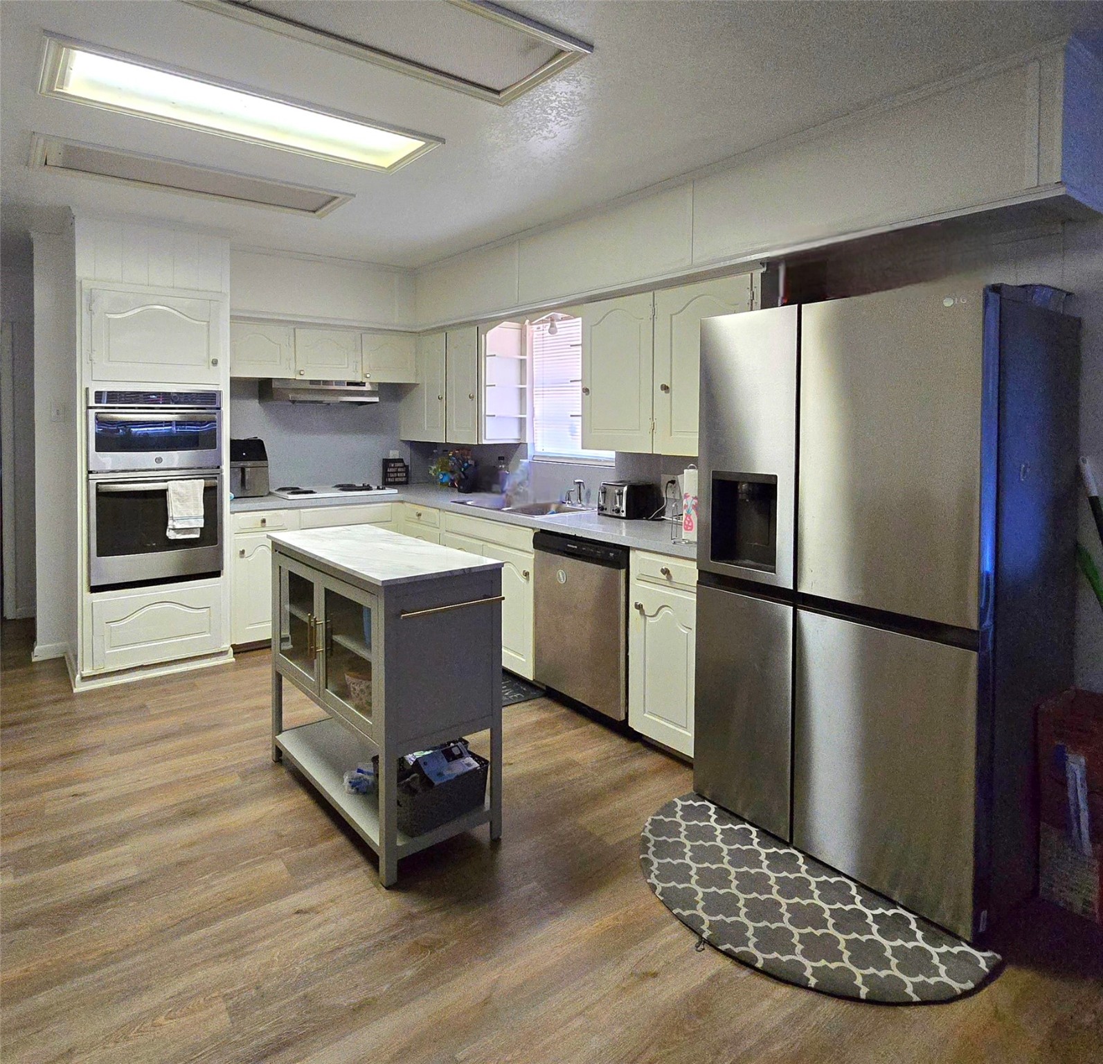 201 Martin Drive Lancaster TX 75146