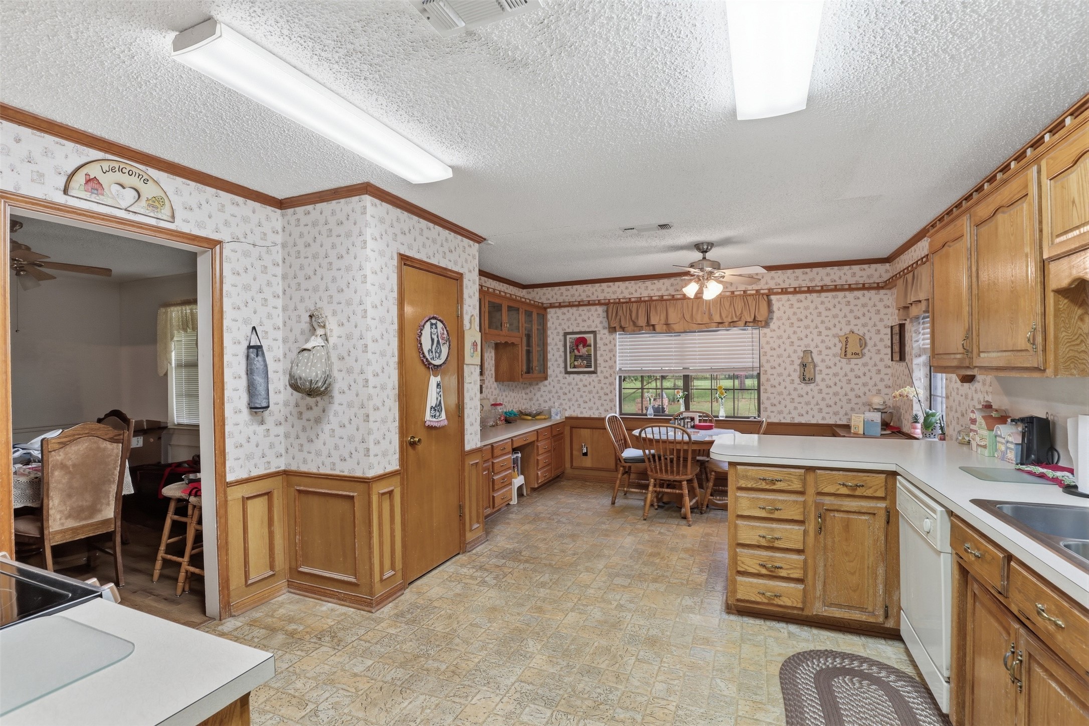 8076 County Road 1202 Cleburne TX 76031