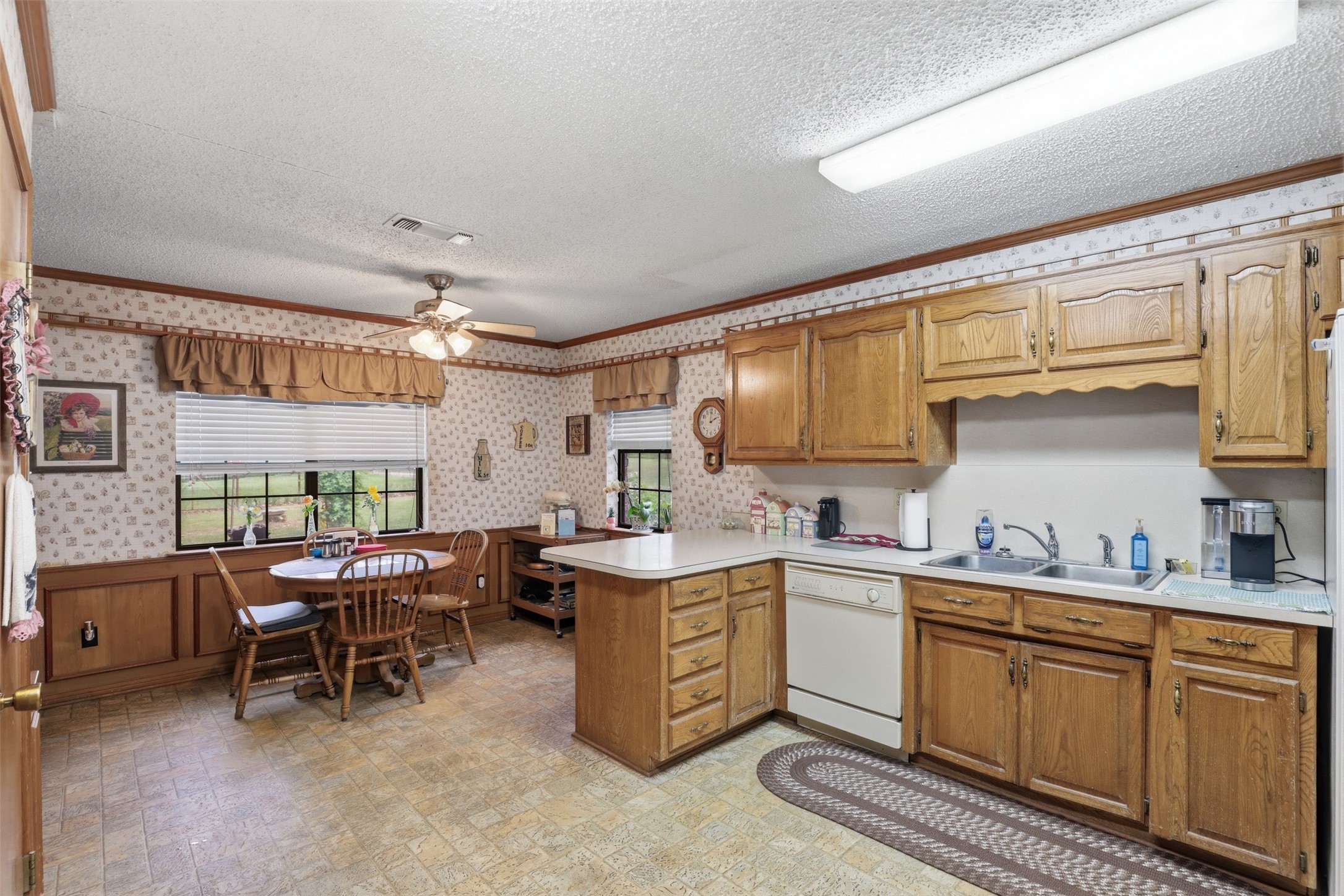 8076 County Road 1202 Cleburne TX 76031