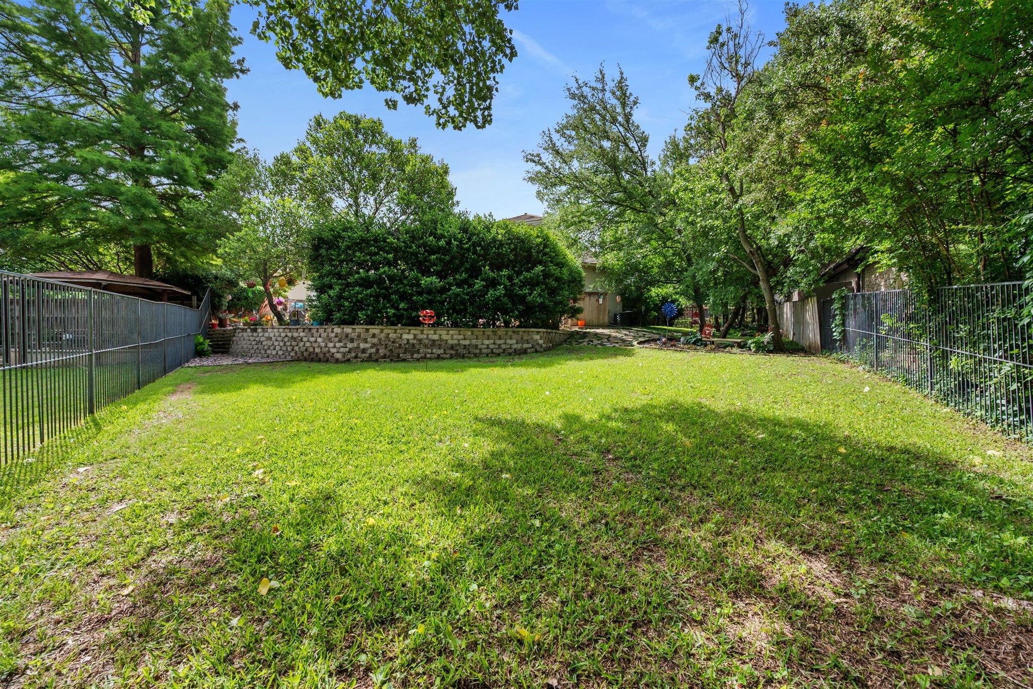 2007 Misty Creek Drive Arlington TX 76017