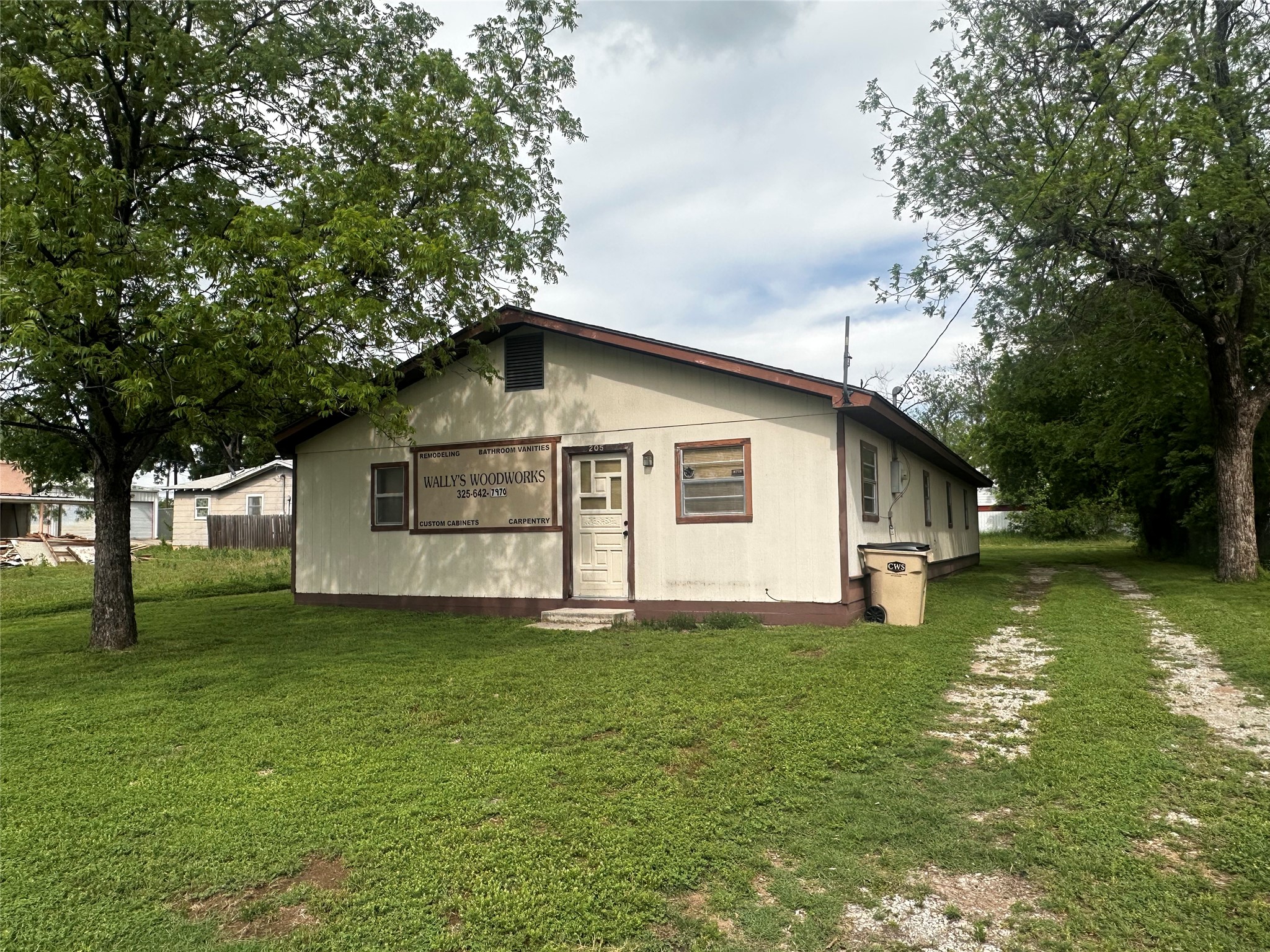 205 S 1st Street Bangs TX 76823