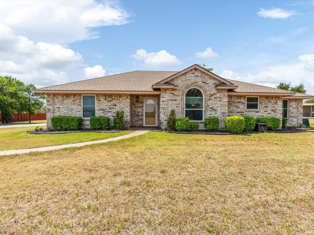 1960 Reynolds Drive Azle TX 76020