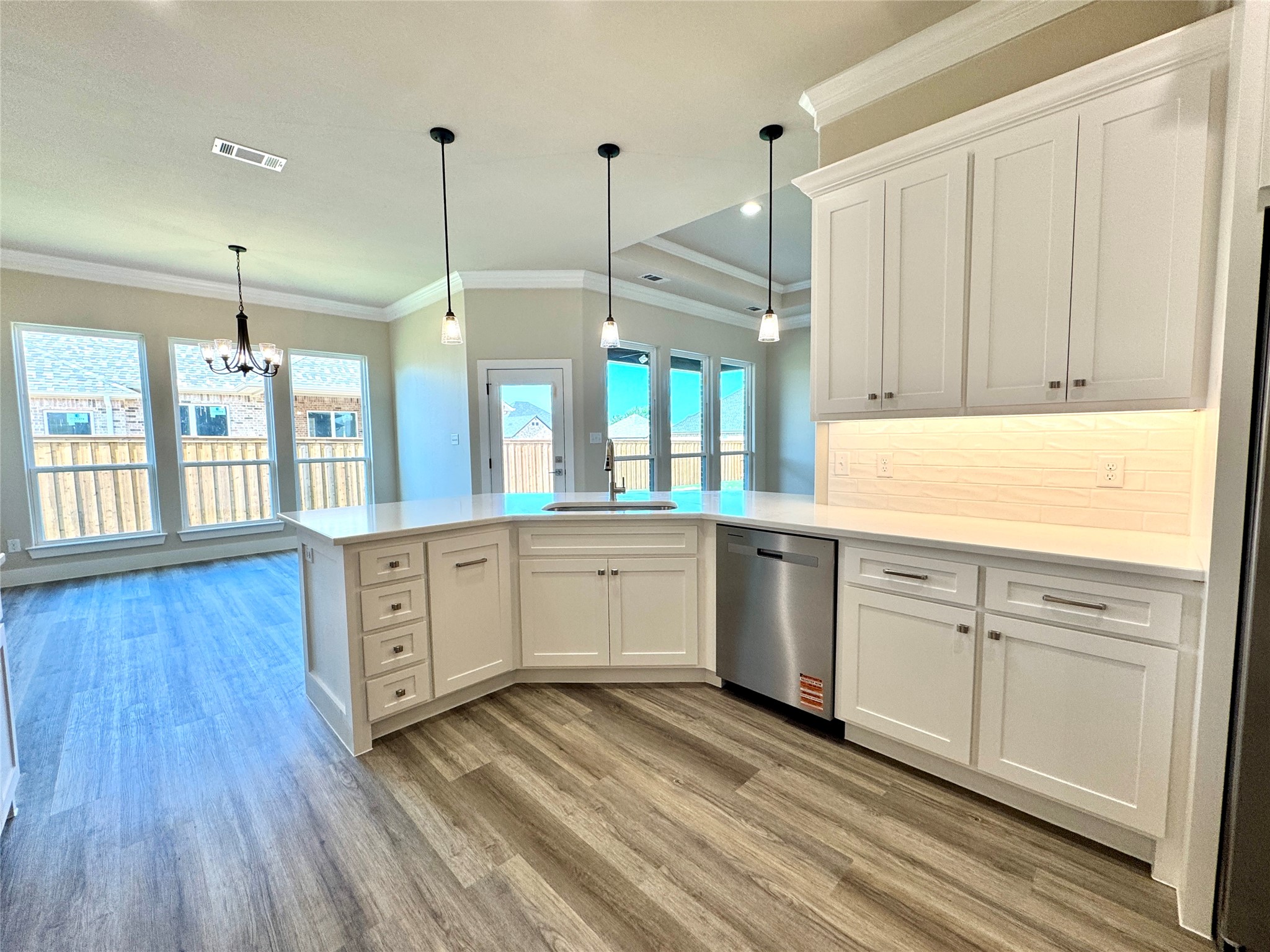 727 Cobblestone Circle Mabank TX 75147