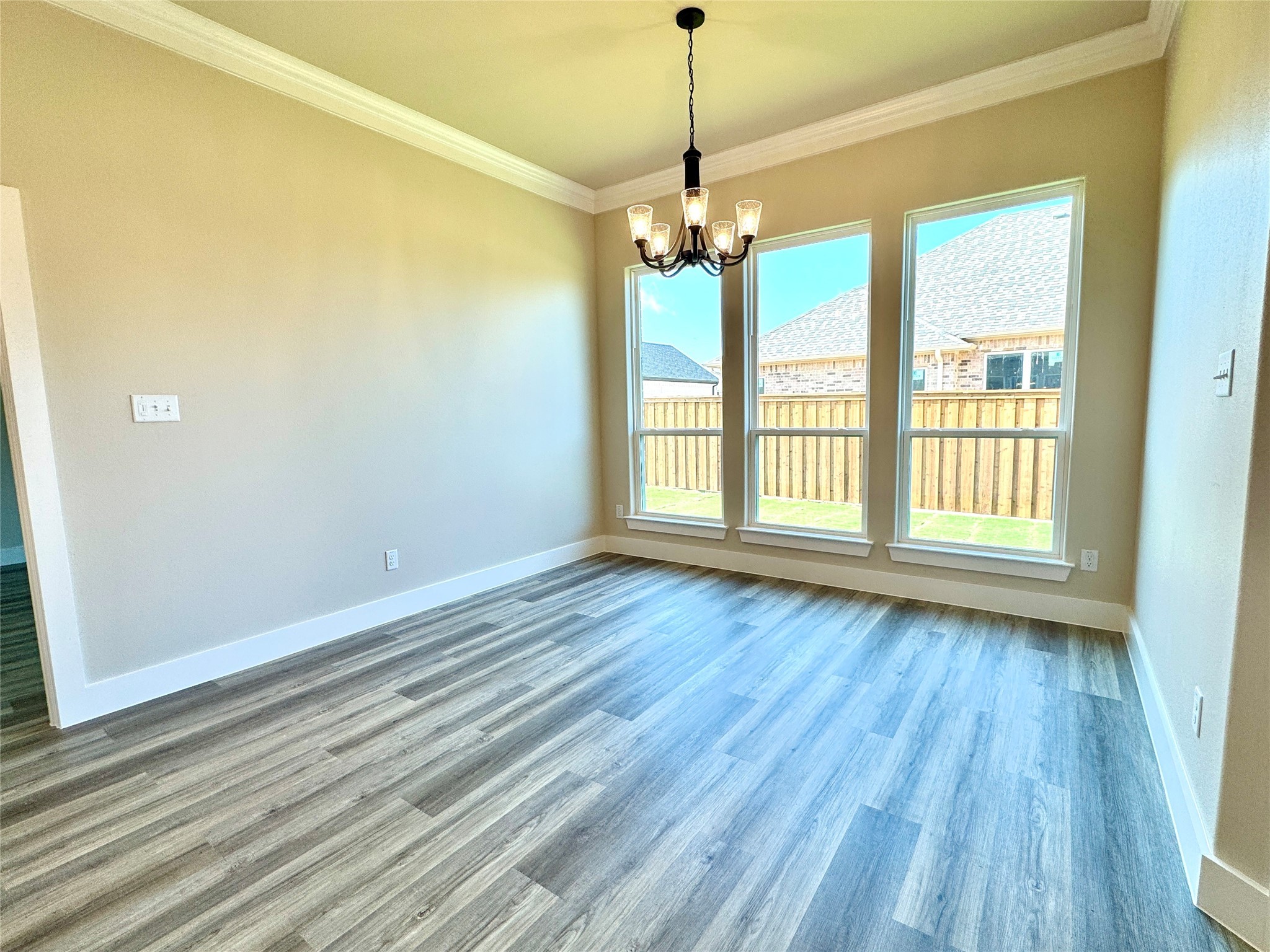 727 Cobblestone Circle Mabank TX 75147