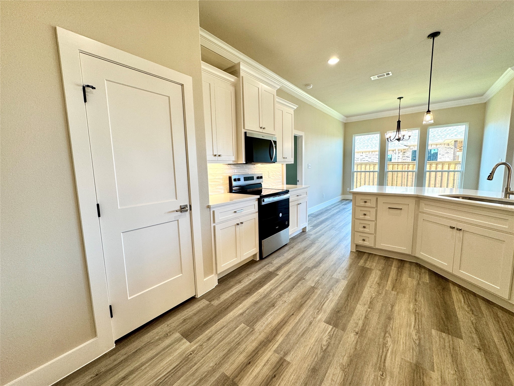 727 Cobblestone Circle Mabank TX 75147