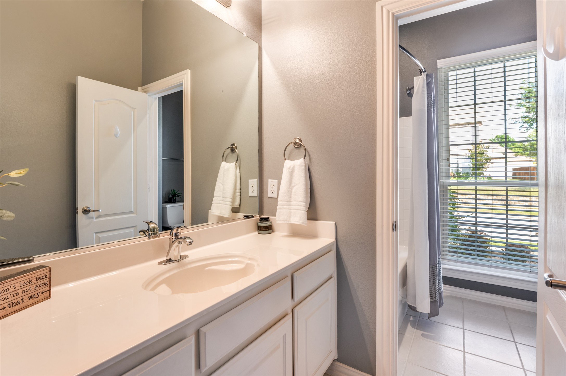 3911 Morning Dove Carrollton TX 75007