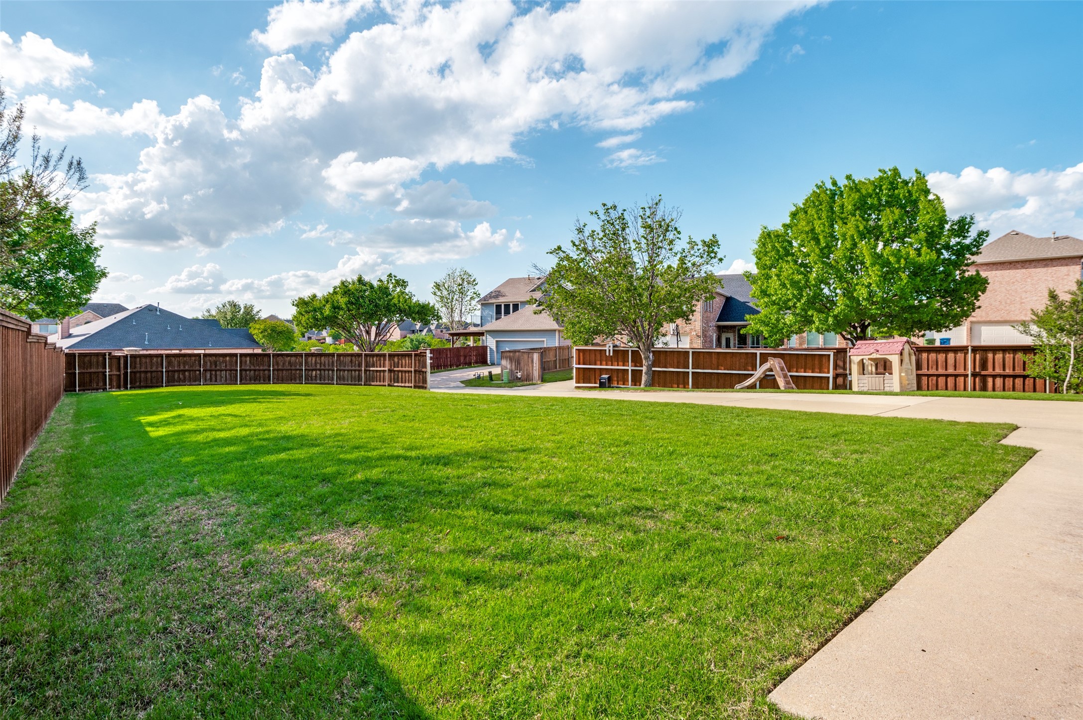 3911 Morning Dove Carrollton TX 75007