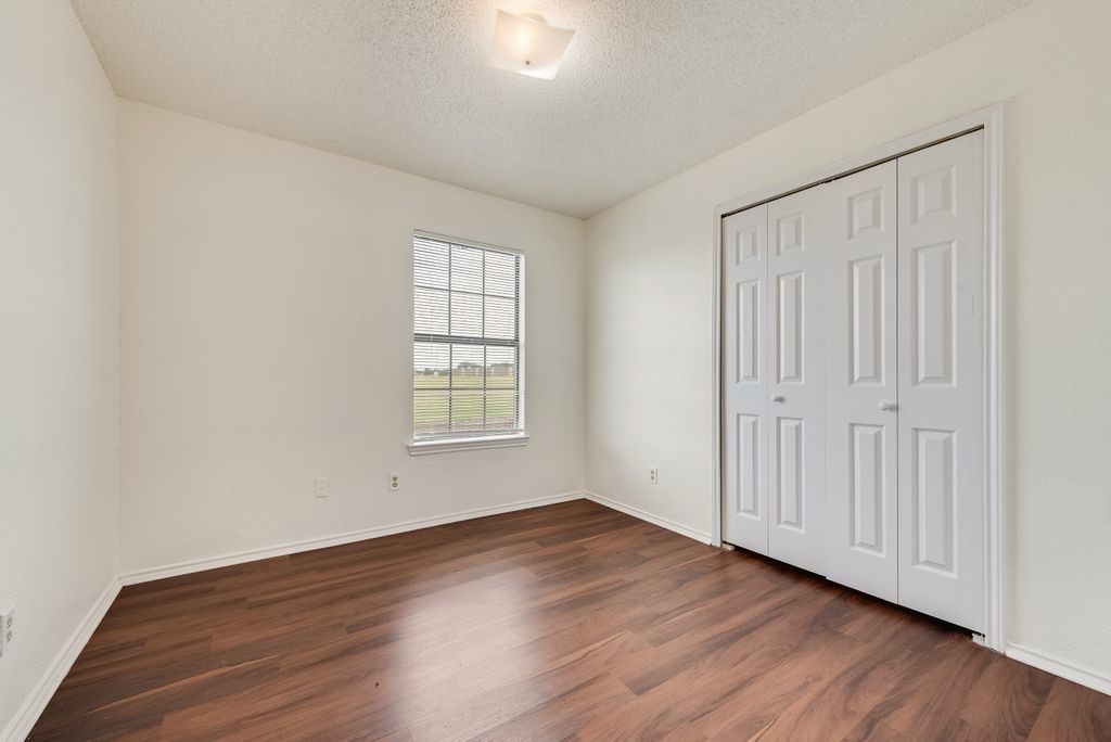 4028 O B Crowe Drive Dallas TX 75227