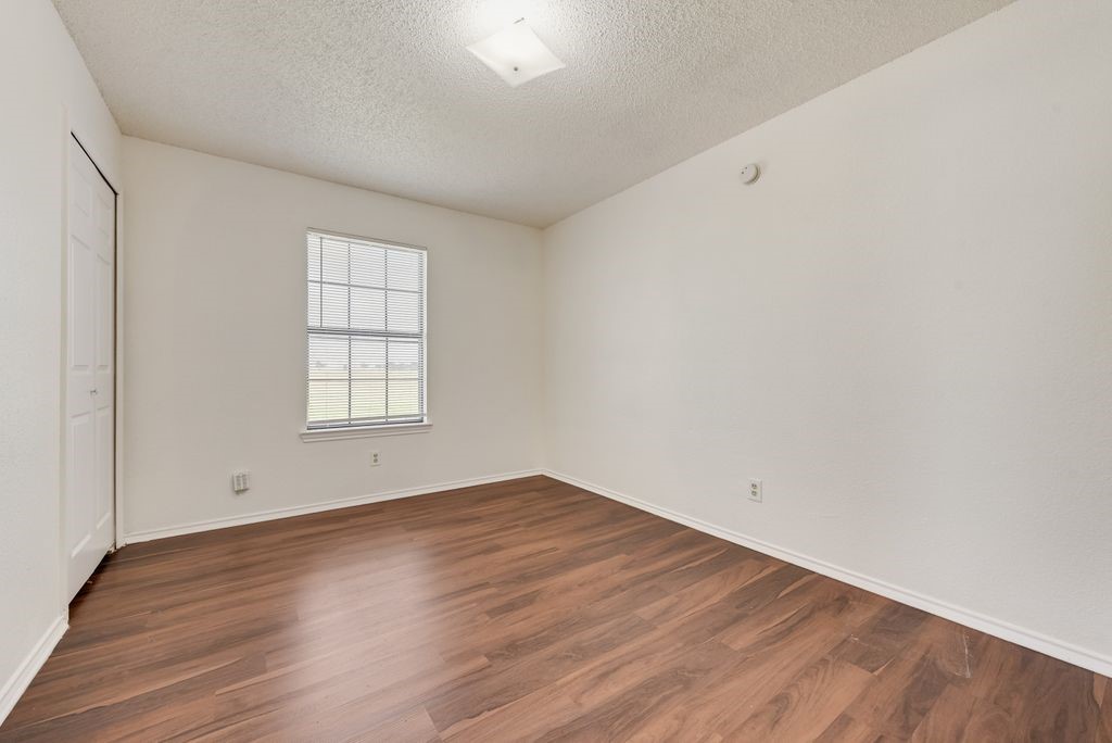 4028 O B Crowe Drive Dallas TX 75227