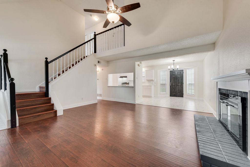 4028 O B Crowe Drive Dallas TX 75227