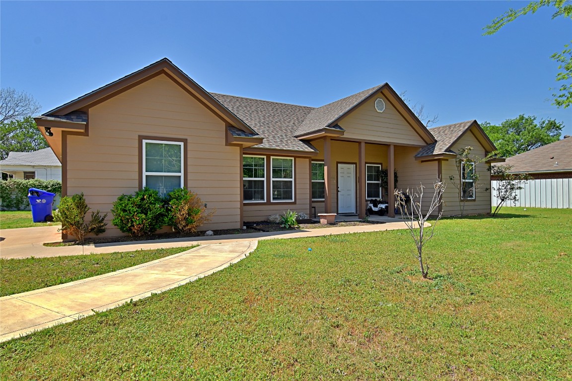 900 Garrison Street Waco TX 76704