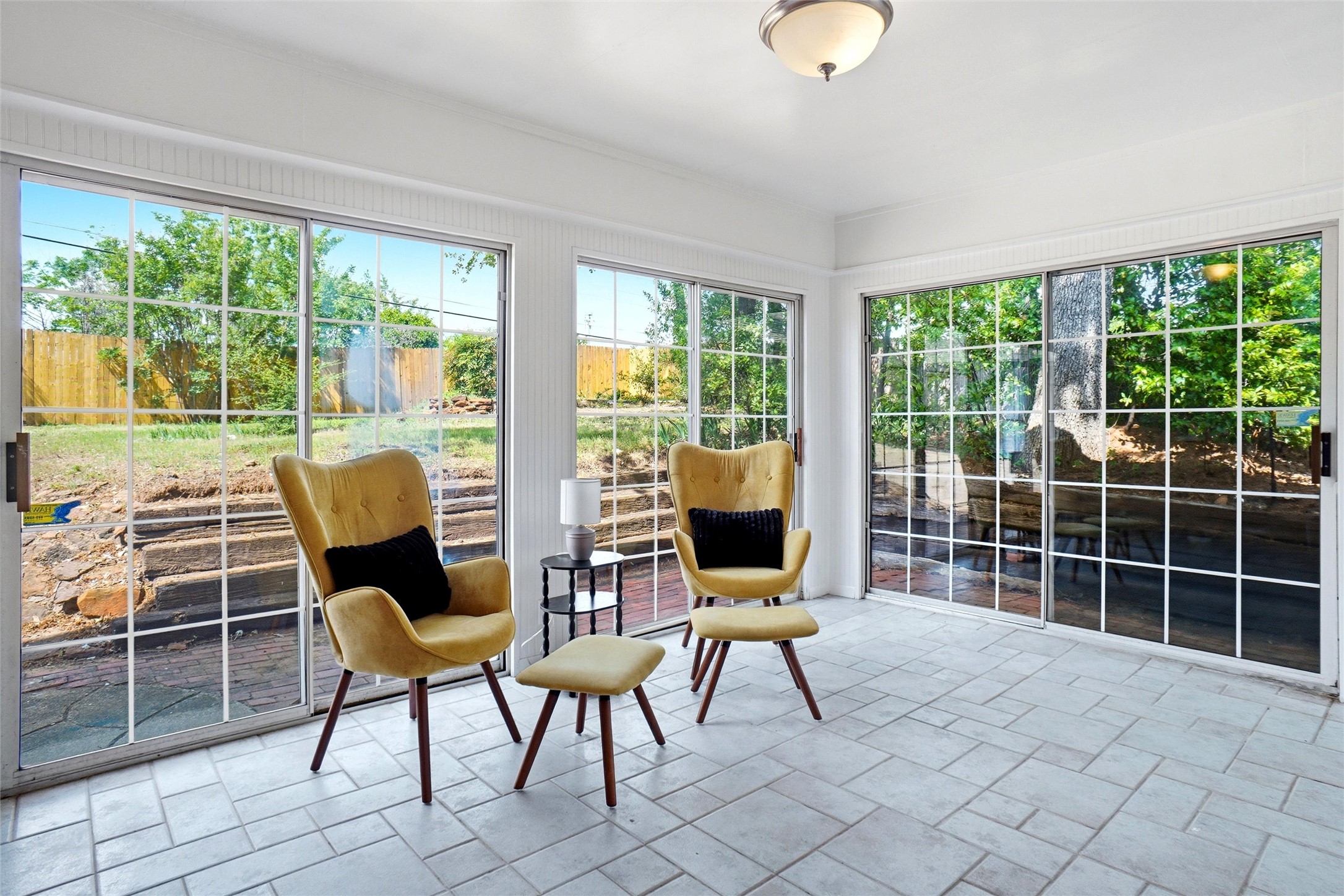 2907 Lakeshore Court Arlington TX 76013