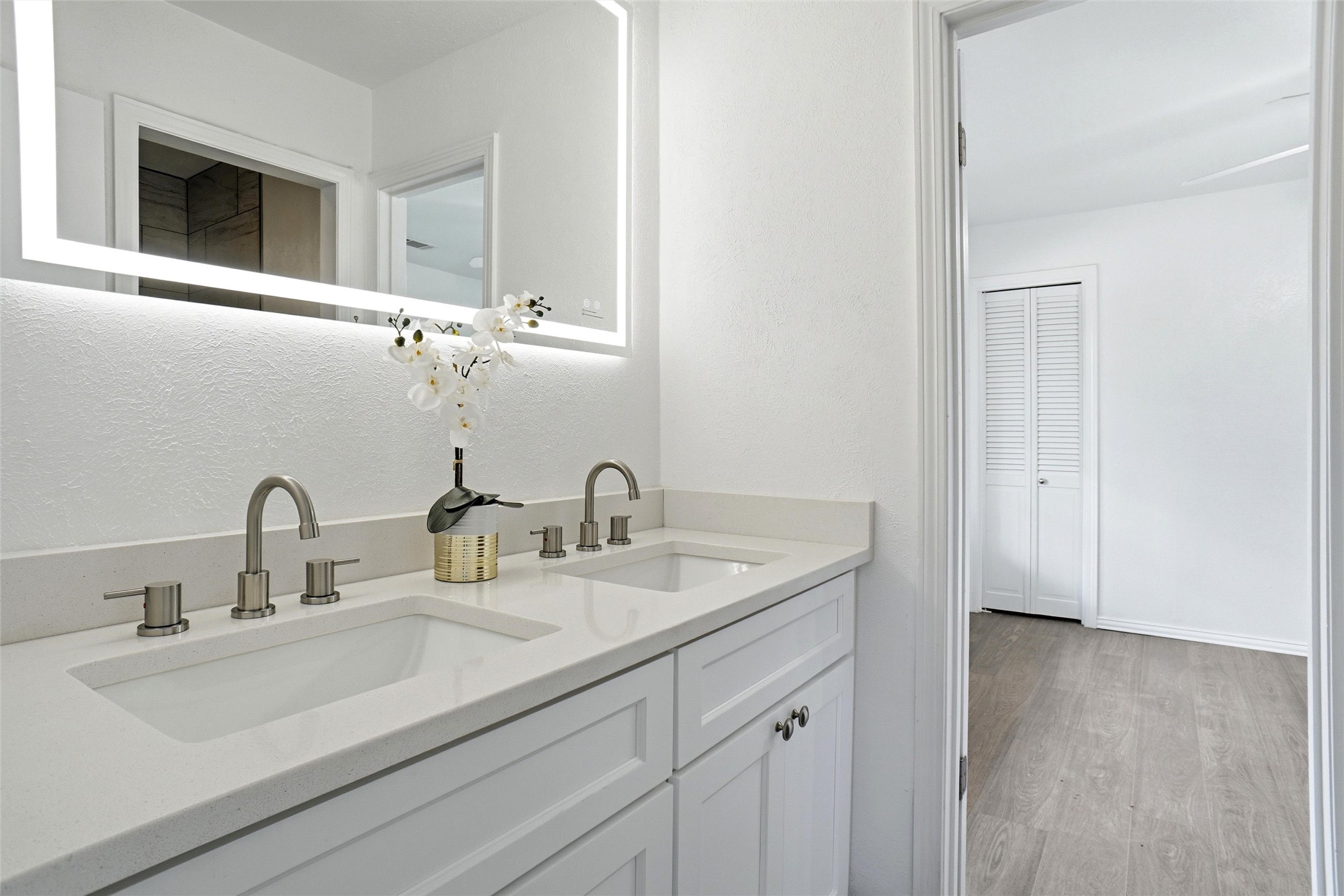 2907 Lakeshore Court Arlington TX 76013