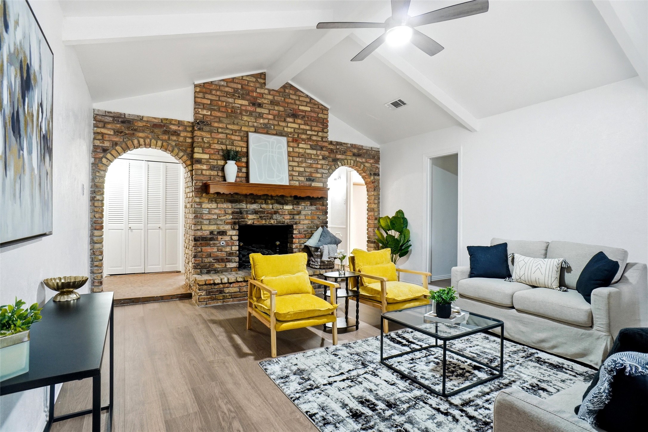 2907 Lakeshore Court Arlington TX 76013