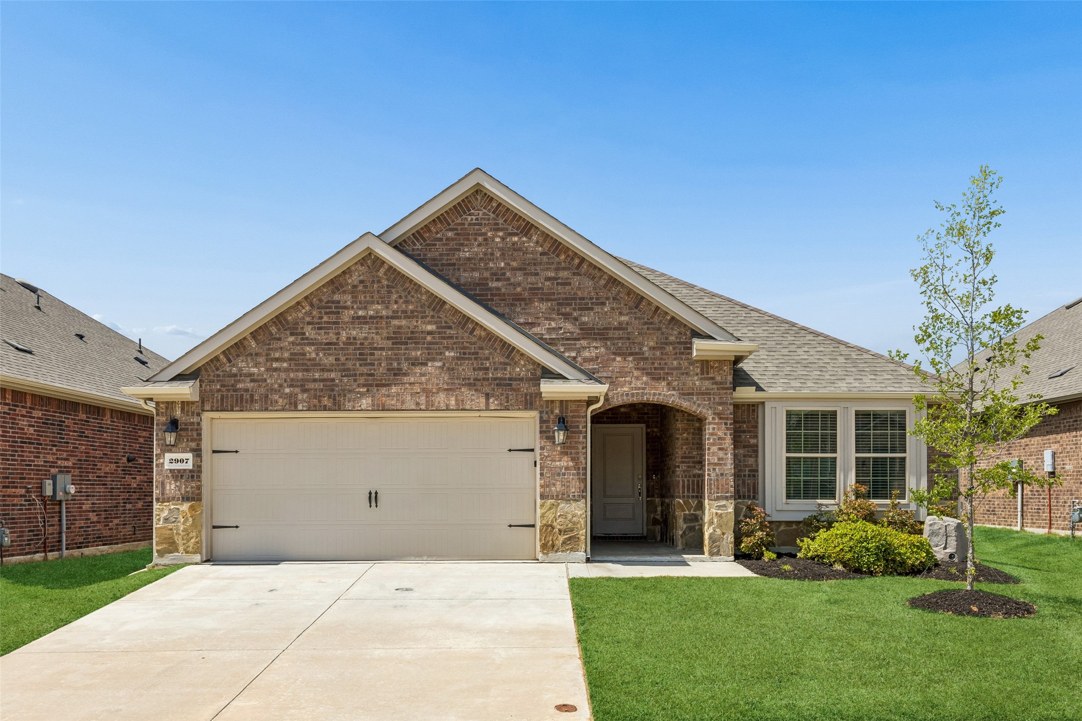 2907 Brady Starr Drive Aubrey TX 76227