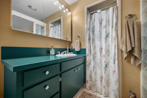 5912 Forest Hill Drive Forest Hill TX 76119