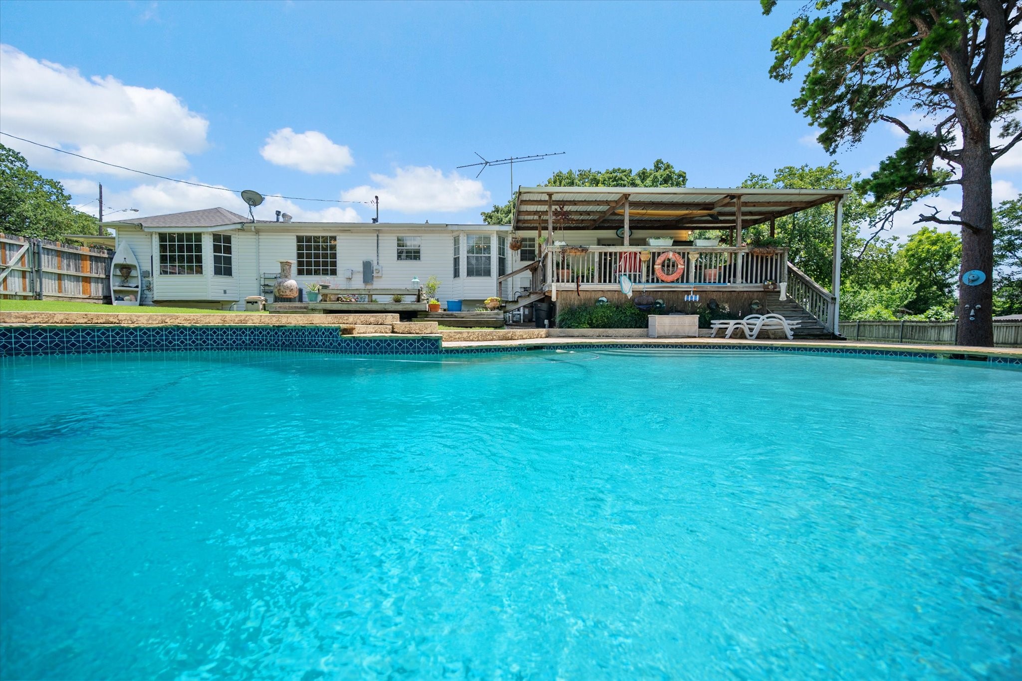 5912 Forest Hill Drive Forest Hill TX 76119