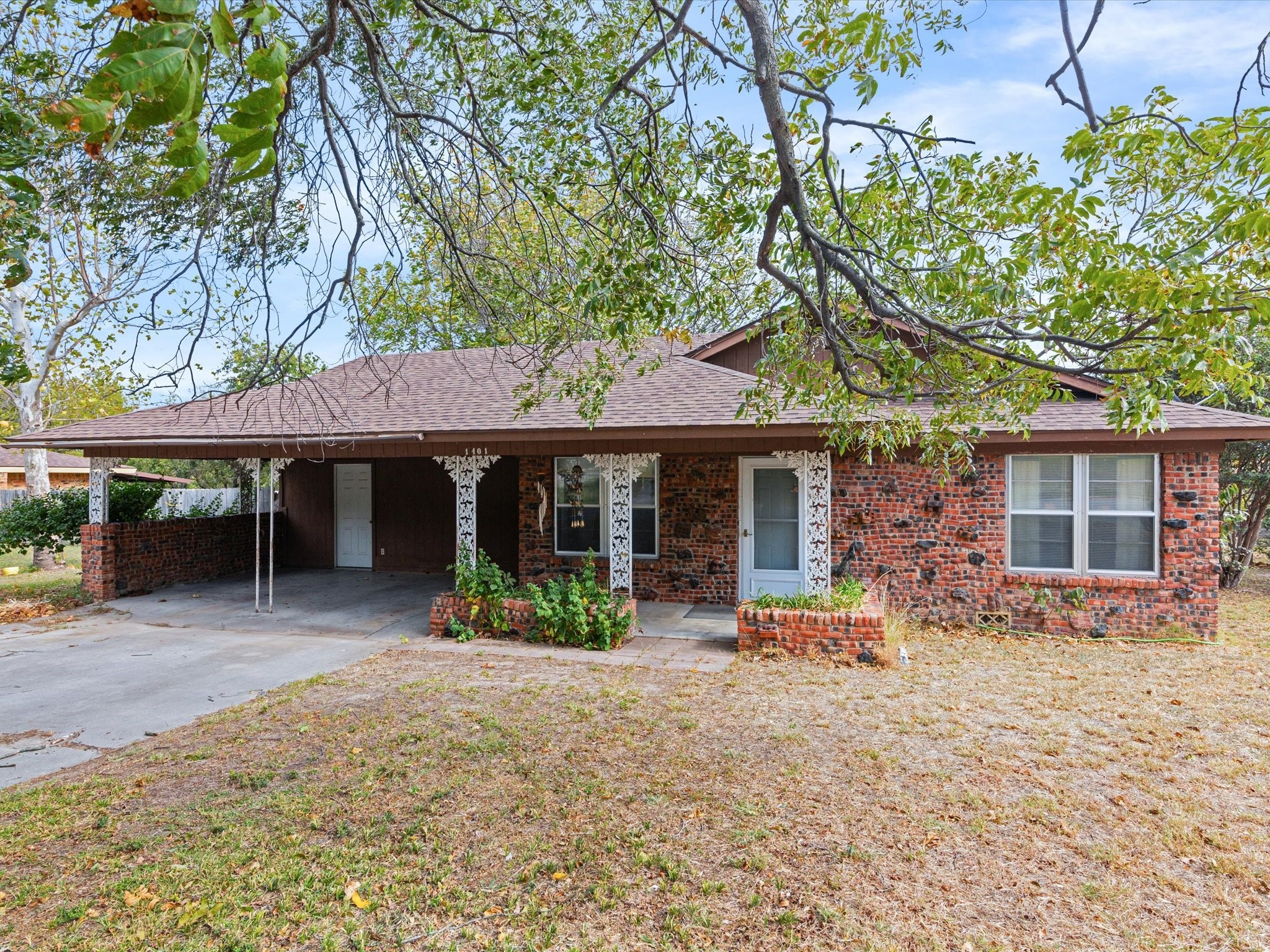 1401 S Cliff Street Decatur TX 76234