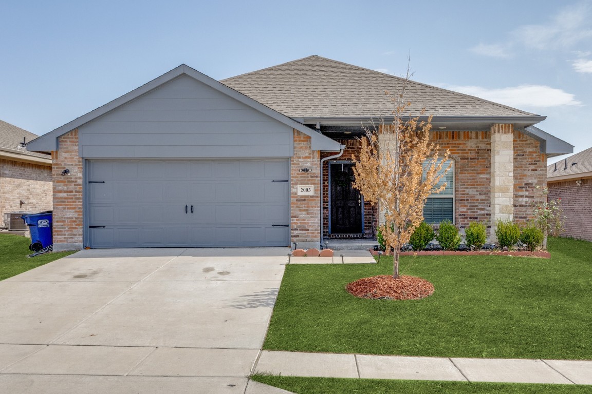 2003 Yale Street Farmersville TX 75442