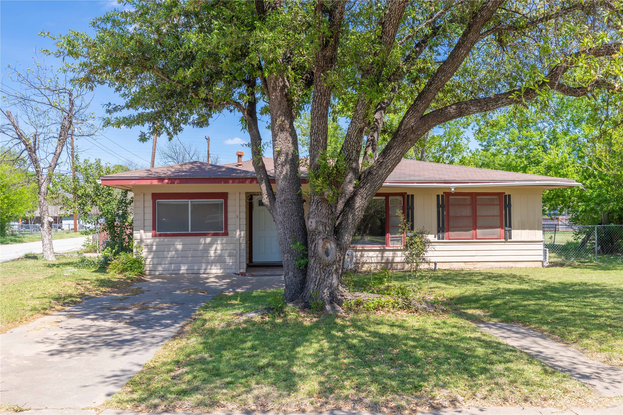2400 Belmeade Avenue Brownwood TX 76801