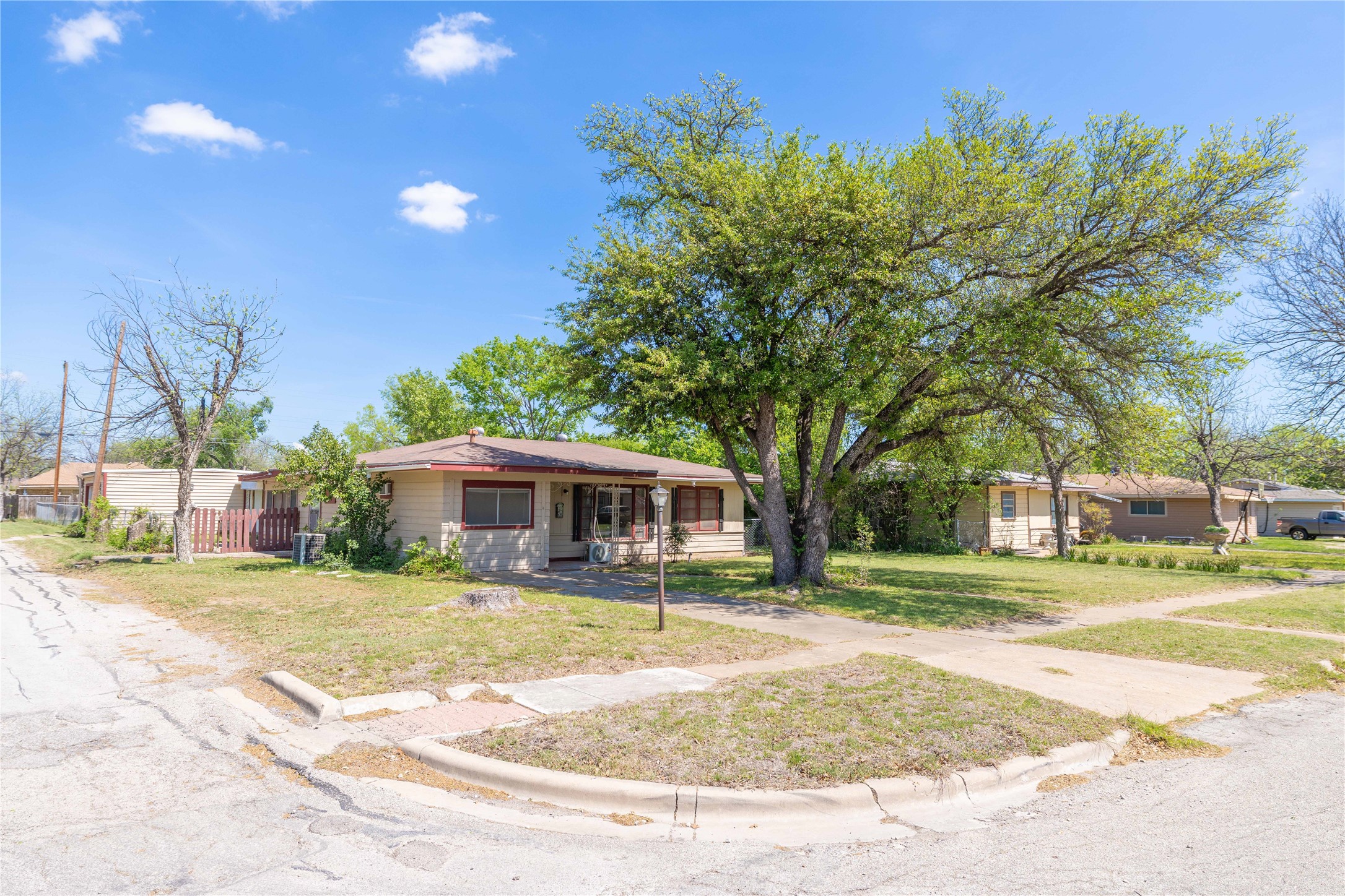 2400 Belmeade Avenue Brownwood TX 76801