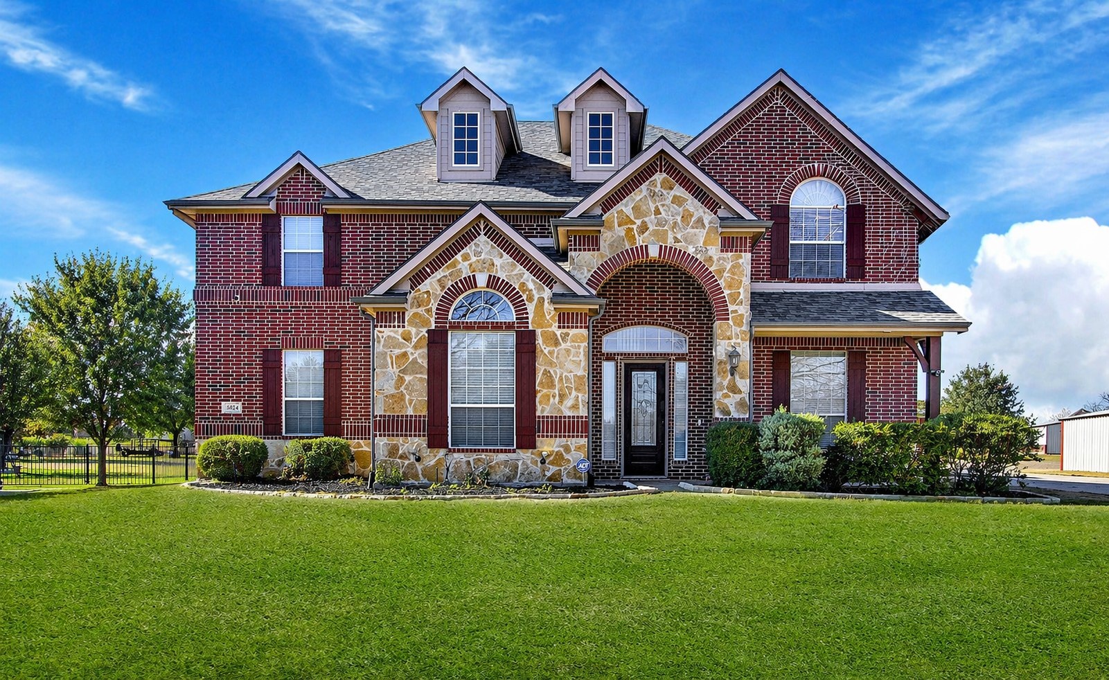 5024 Running Brook Drive Joshua TX 76058