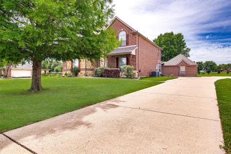 5024 Running Brook Drive Joshua TX 76058