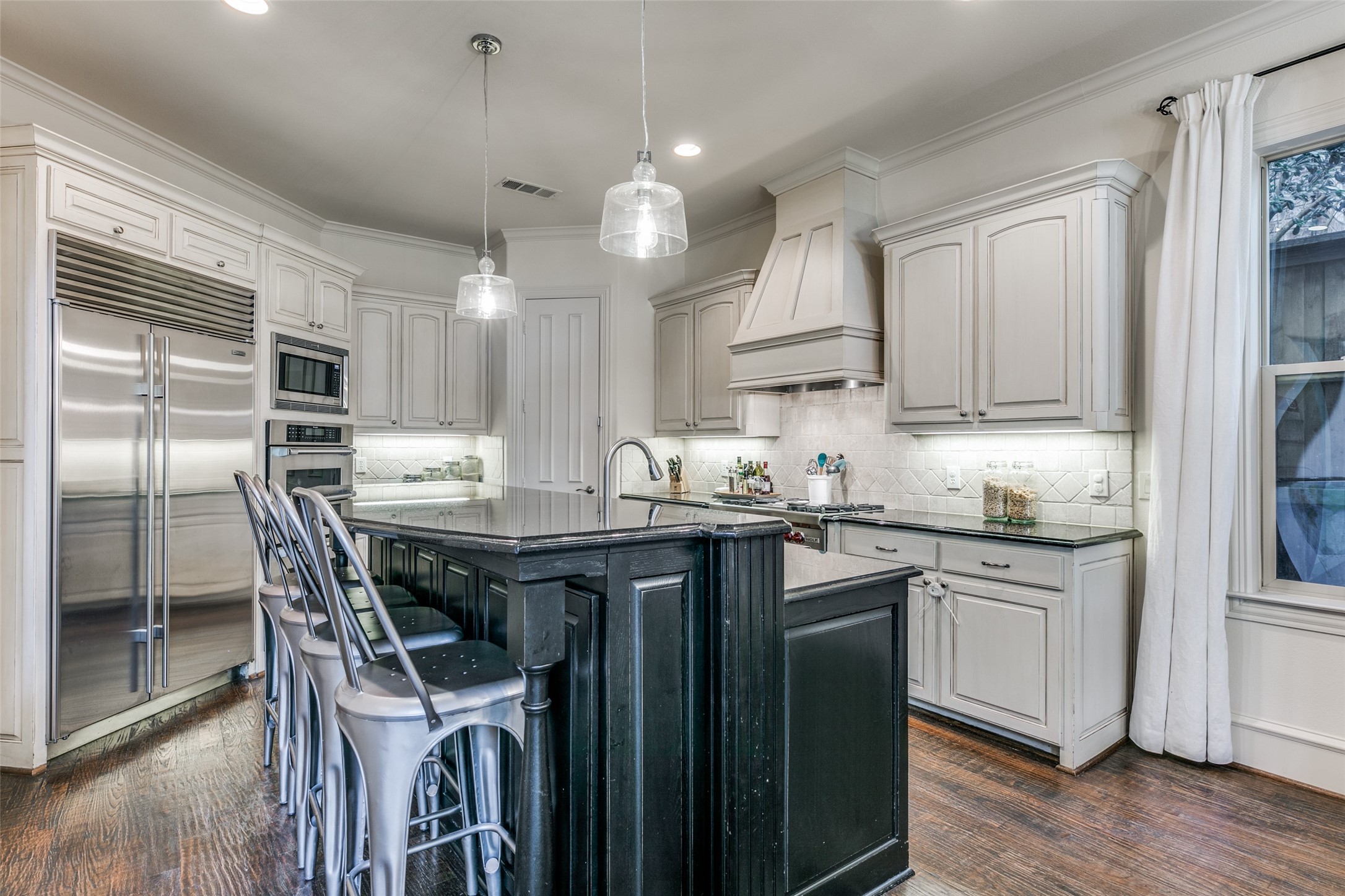 6363 Vanderbilt Avenue Dallas TX 75214