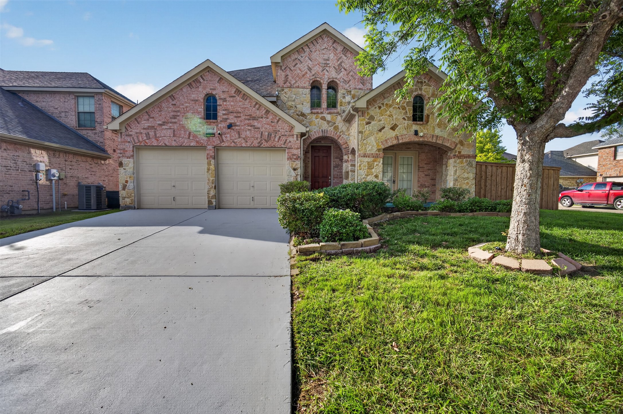 2616 Cove Drive Grand Prairie TX 75054