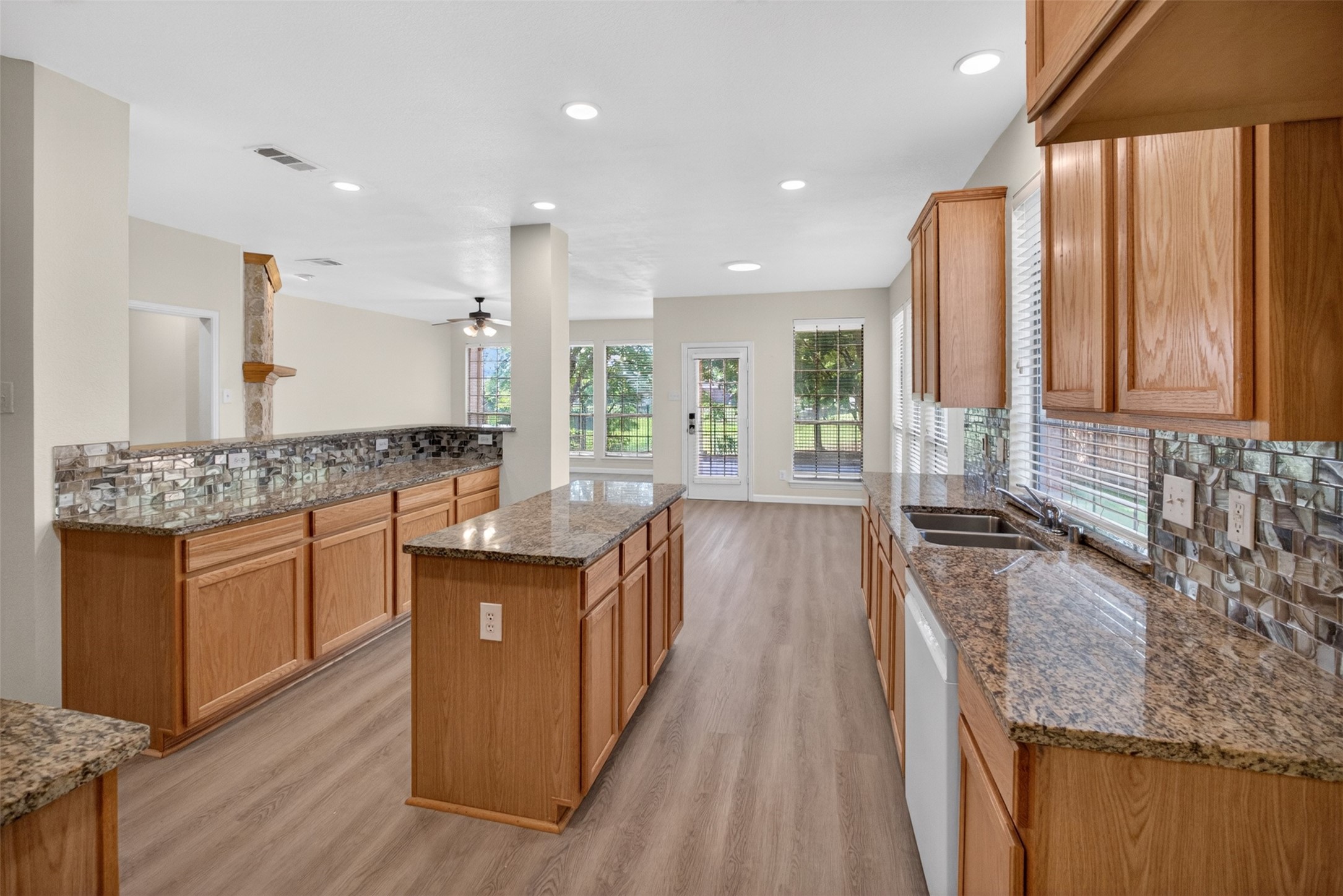 2616 Cove Drive Grand Prairie TX 75054