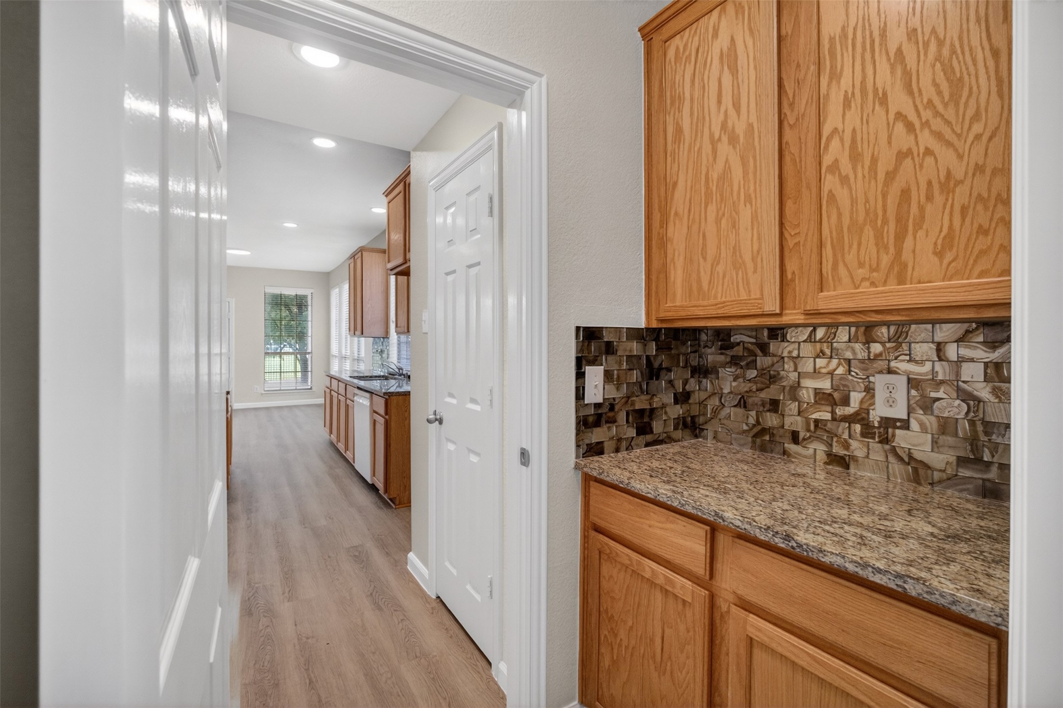 2616 Cove Drive Grand Prairie TX 75054