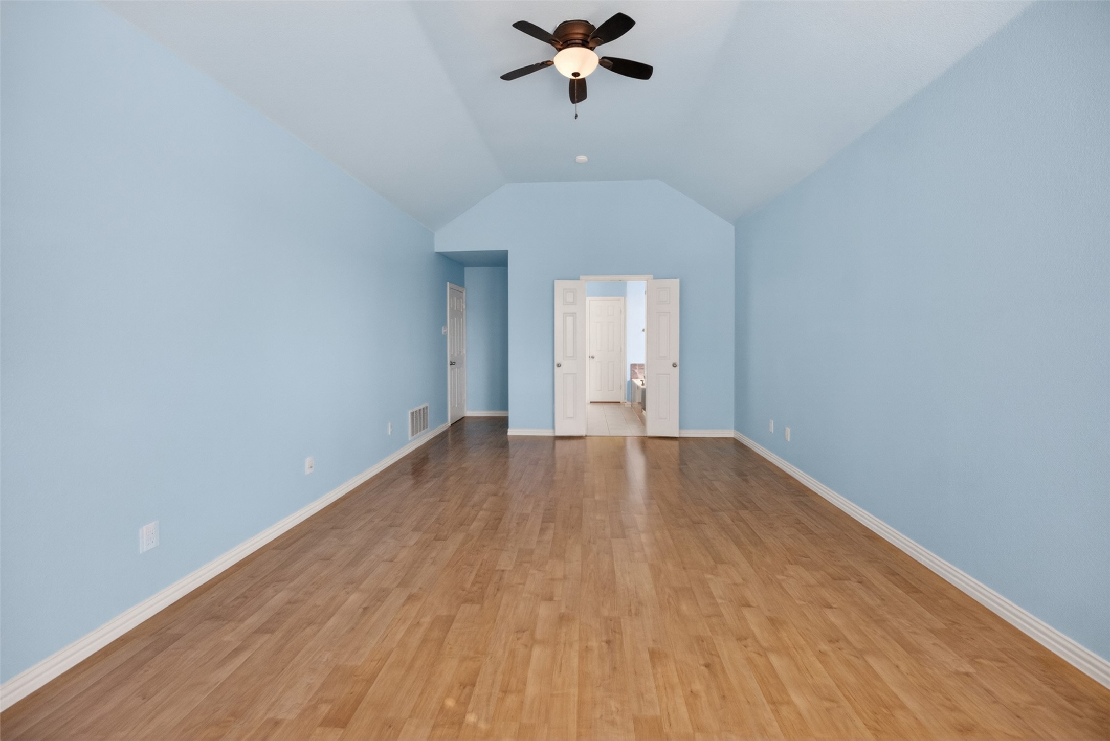 2616 Cove Drive Grand Prairie TX 75054